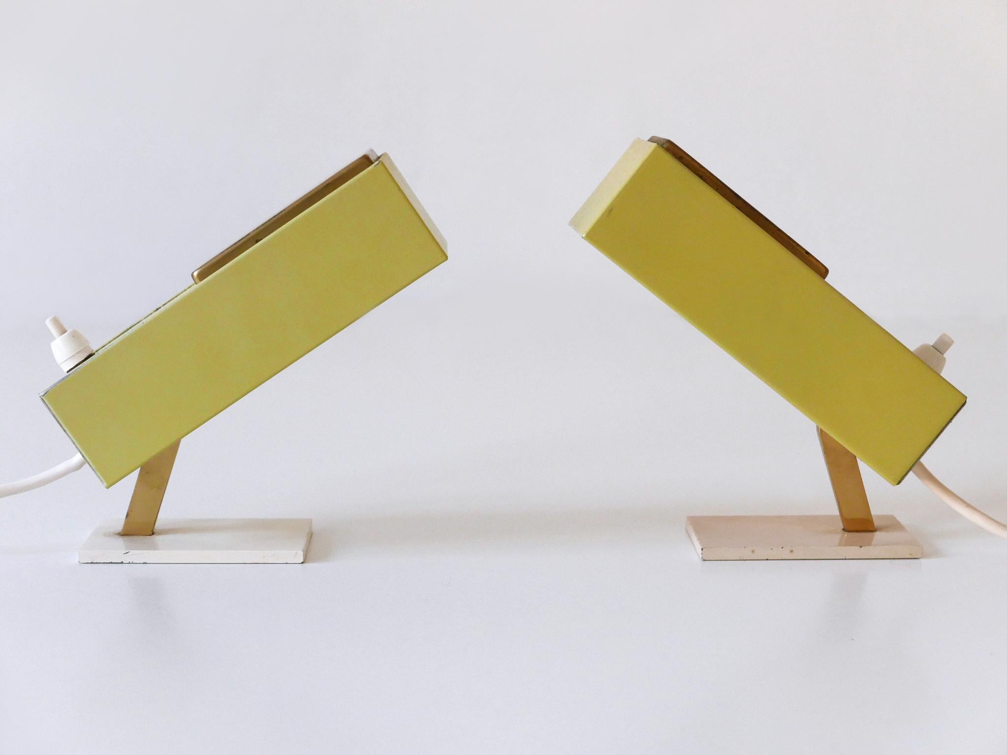 Milieu du XXe siècle Ensemble de deux rares et ravissantes lampes de chevet The Moderns Allemagne années 1950 en vente