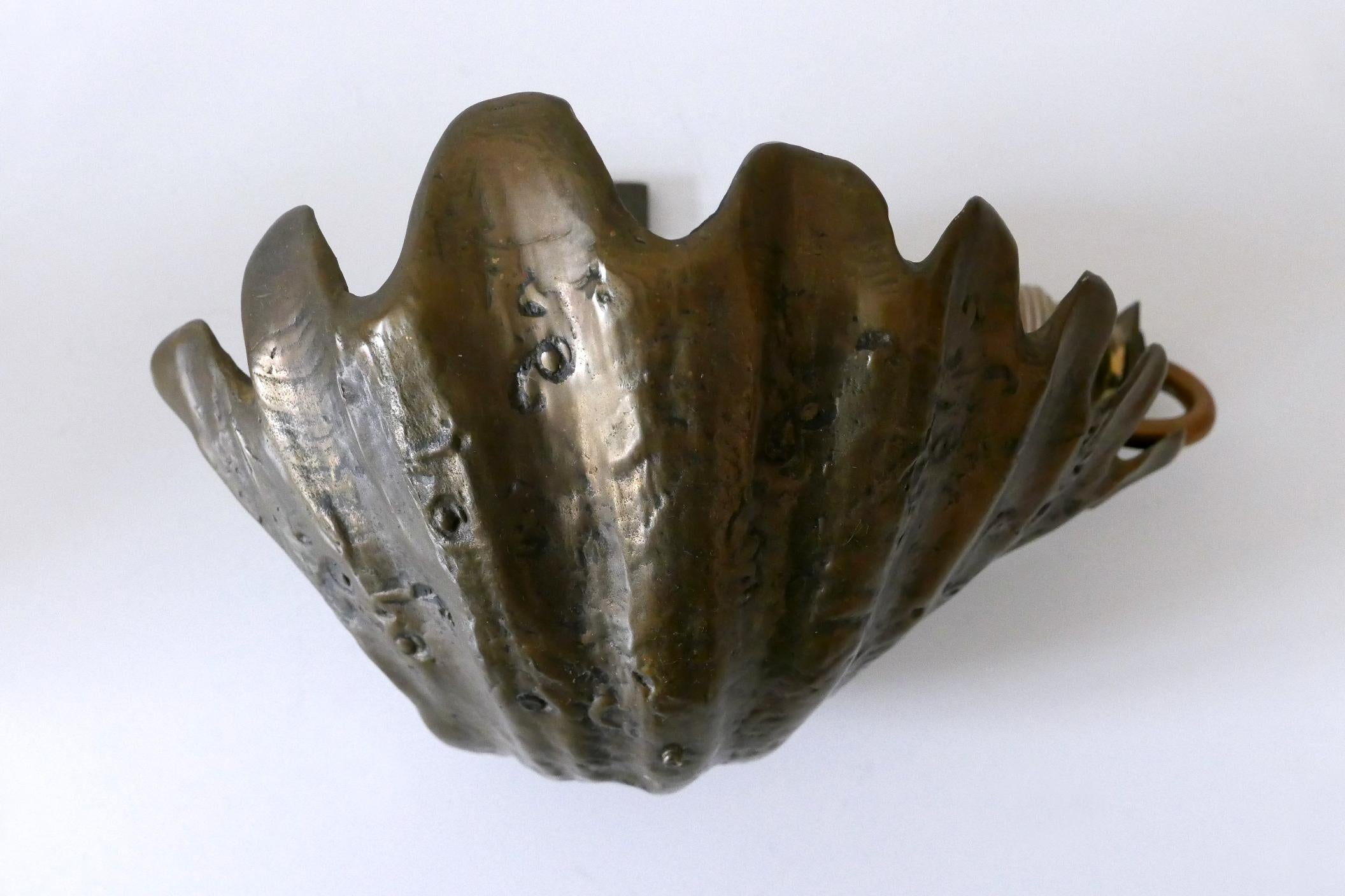 Set of Two Rare Mid Century Modern Cast Bronze Sea Shell Sconces Germany 1960s For Sale 4