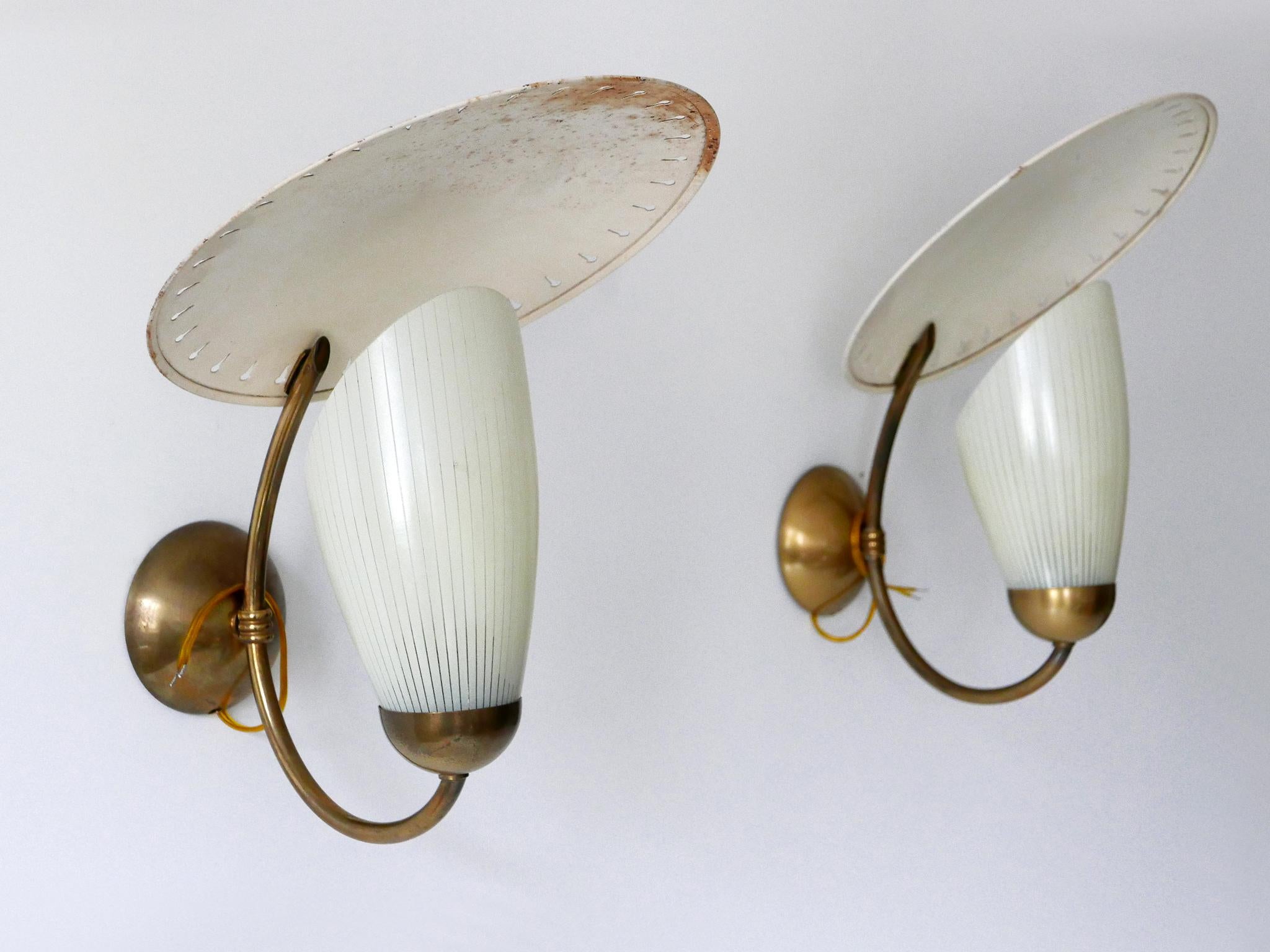 Set of Two Rare Mid-Century Modern Sputnik Sconces or Wall Lights Germany 1950s In Good Condition For Sale In Munich, DE