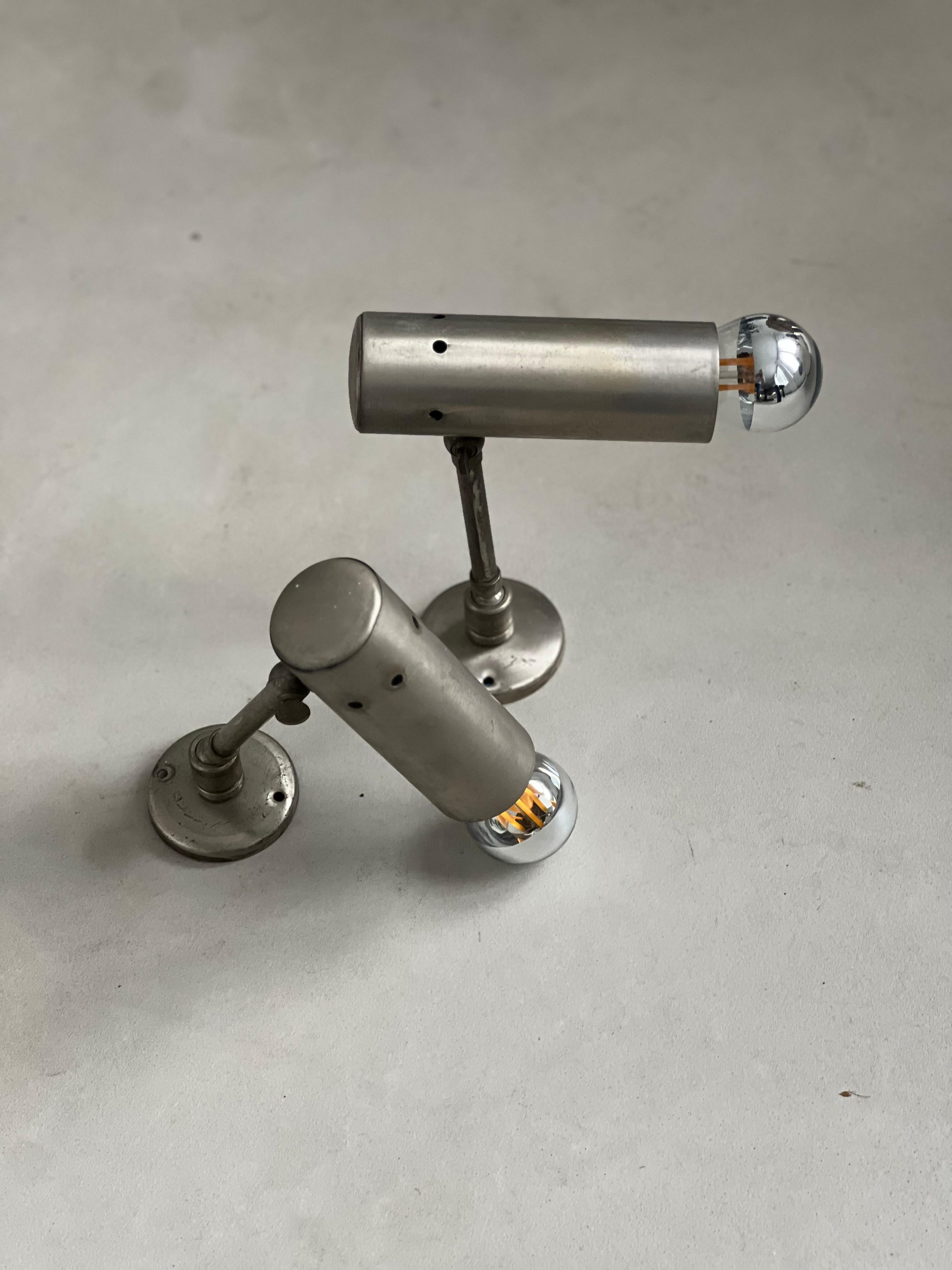 Ensemble de deux rares spots muraux en métal, années 1960, Lights de salon, Décoratif Bon état - En vente à Milano, IT