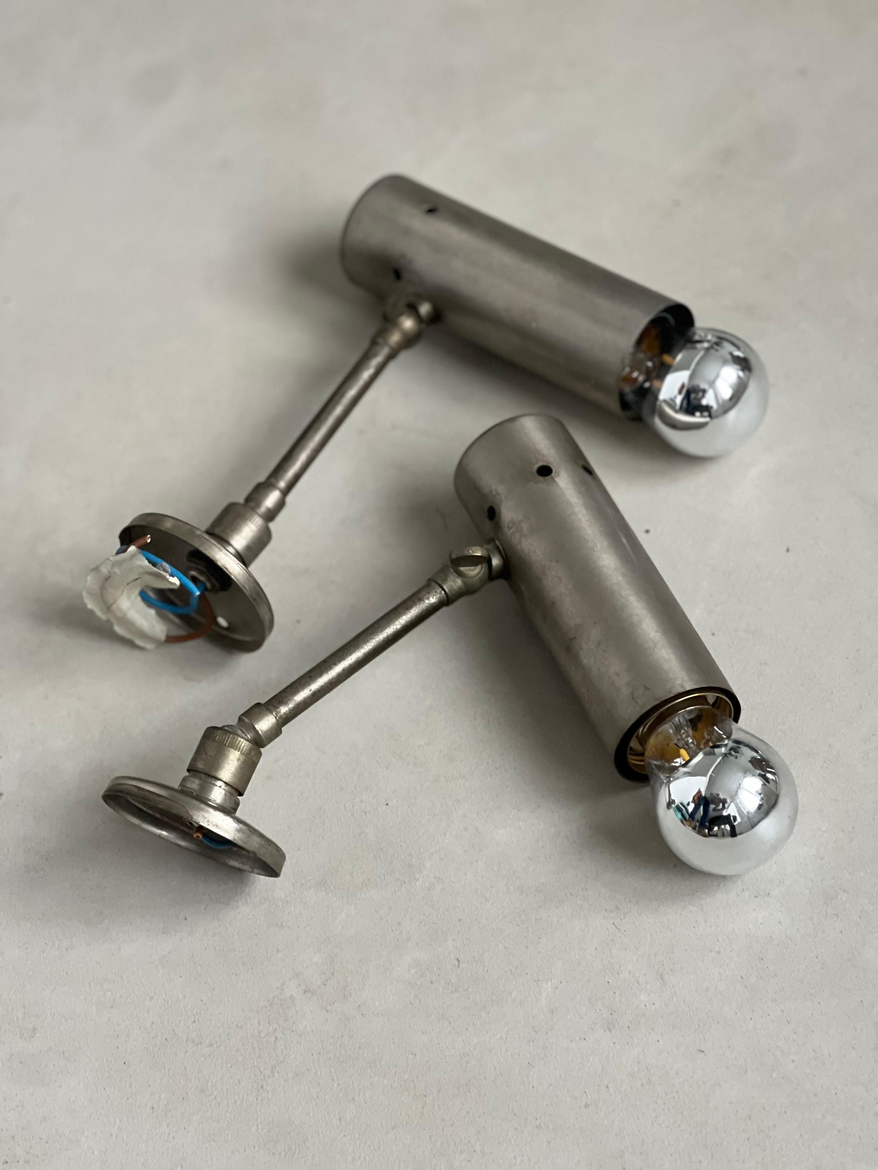 Ensemble de deux rares spots muraux en métal, années 1960, Lights de salon, Décoratif en vente 2