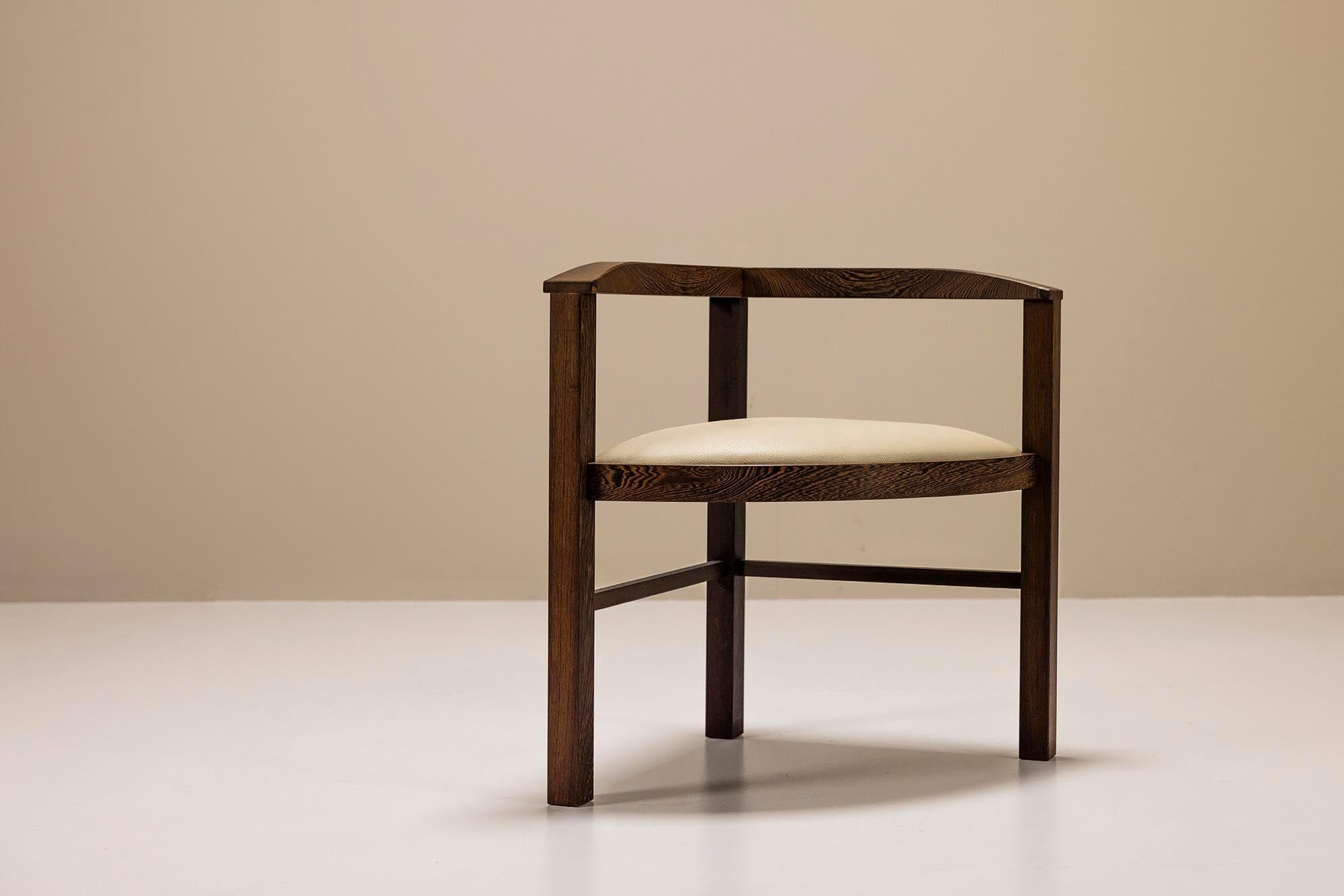 Set of Two Rationalist Corner Chairs in Wenge and Leather, Italy 1980s 2