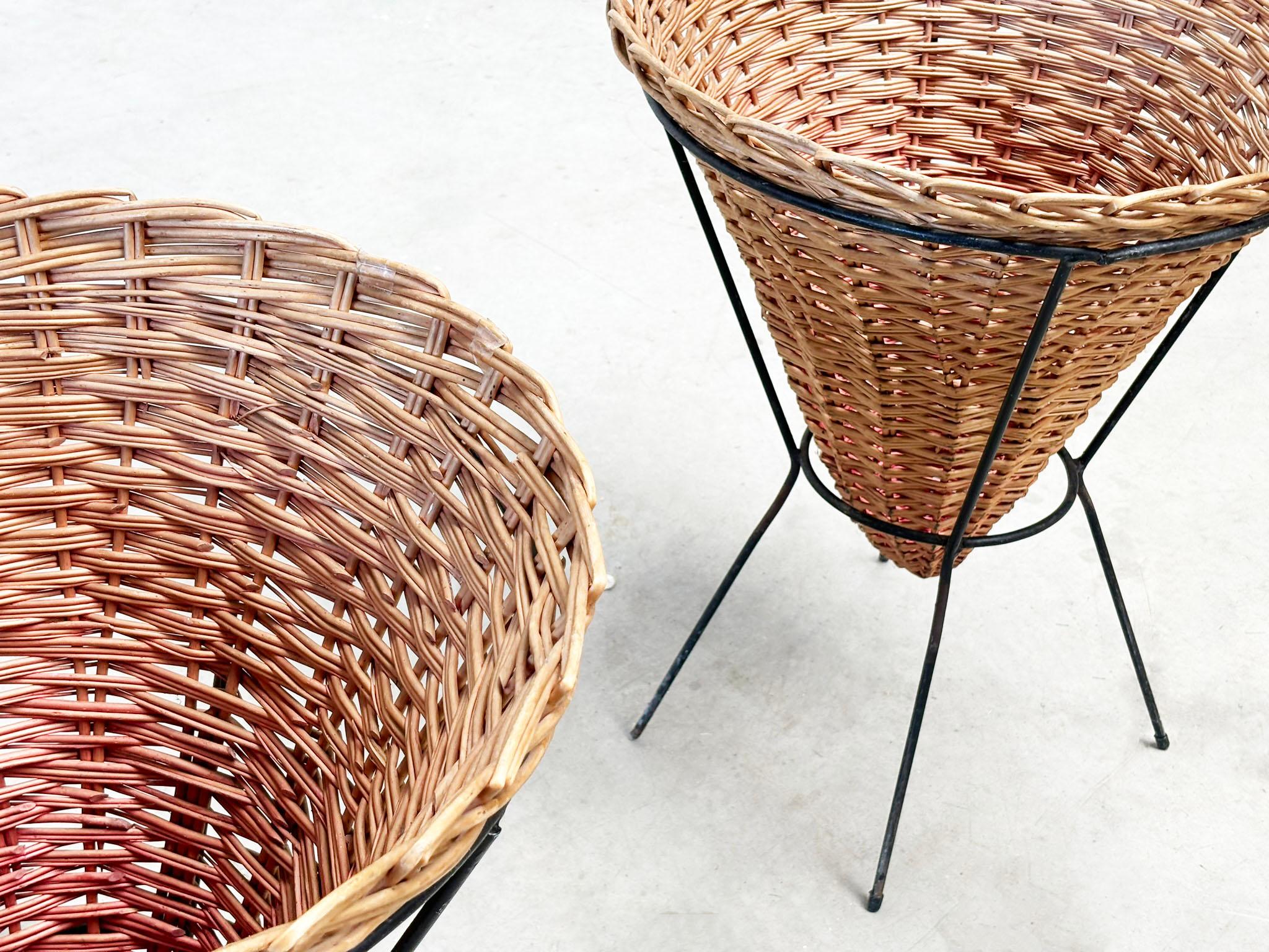 Set di due cesti in rattan in vendita 5