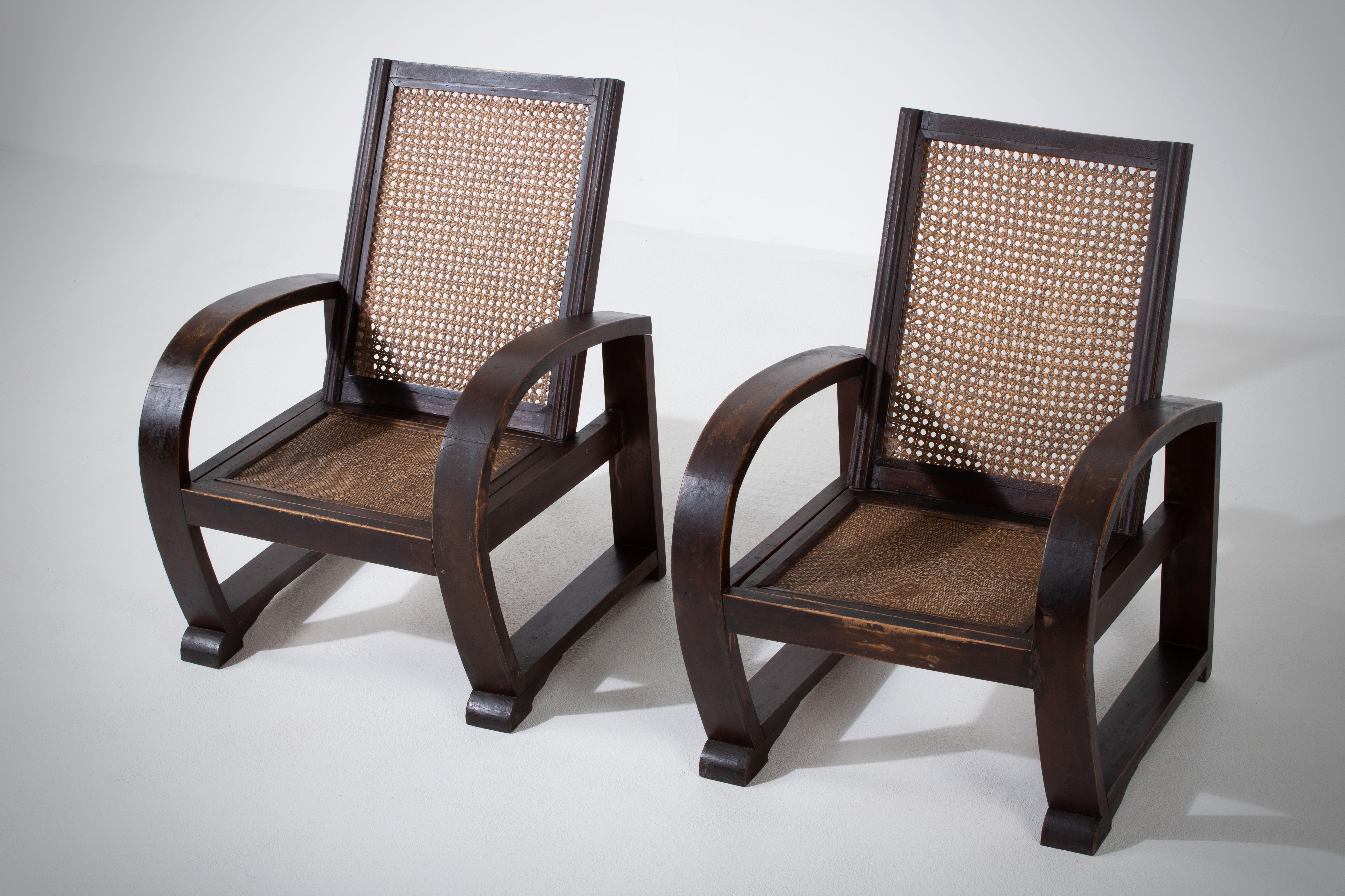 Set of Two Reconstruction Walnut Armchairs, 1940s, France For Sale 3