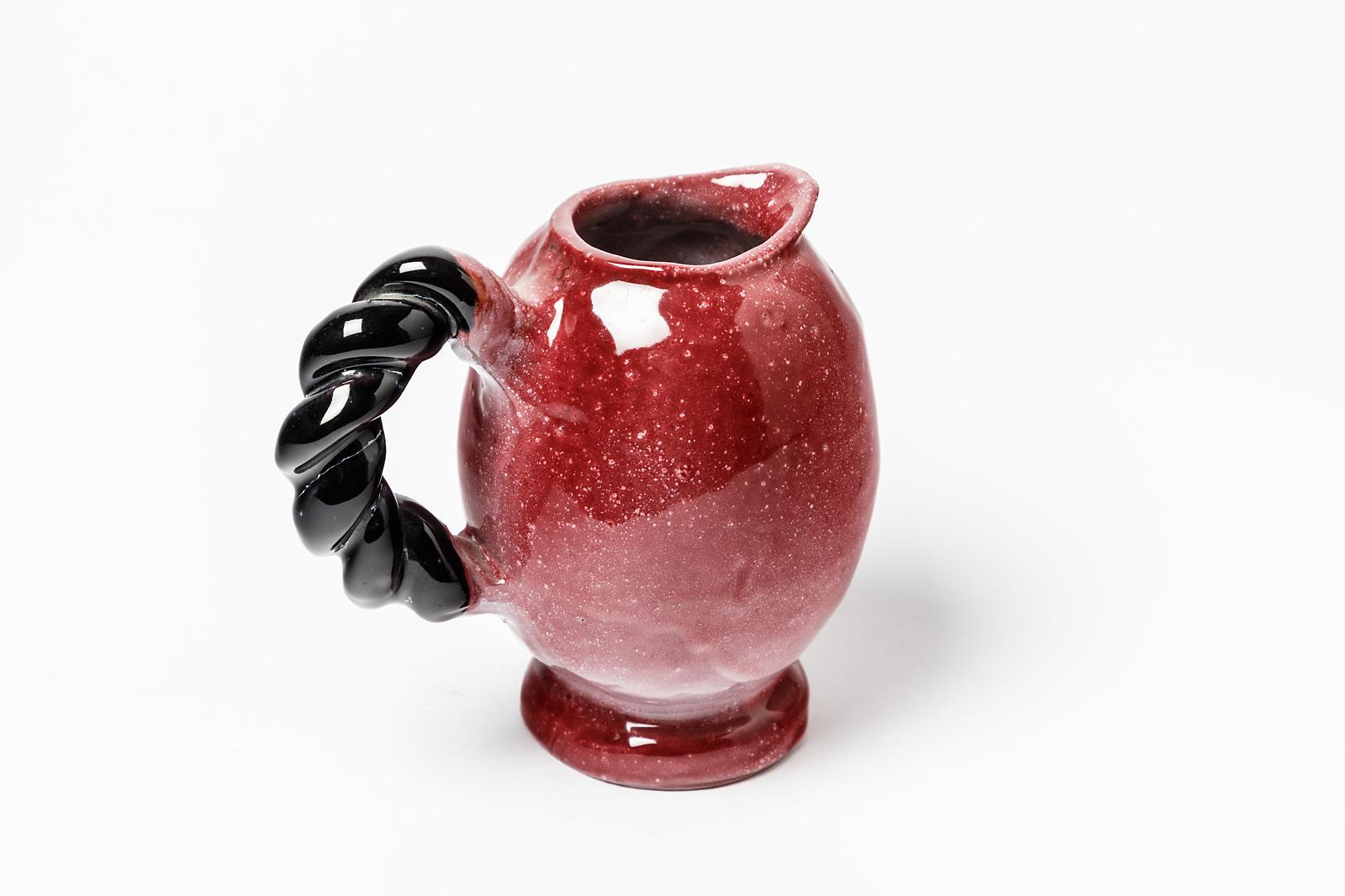 20th Century Set of Two Red and Black Ceramic Pitchers by Max Idlas XXth Century Design For Sale