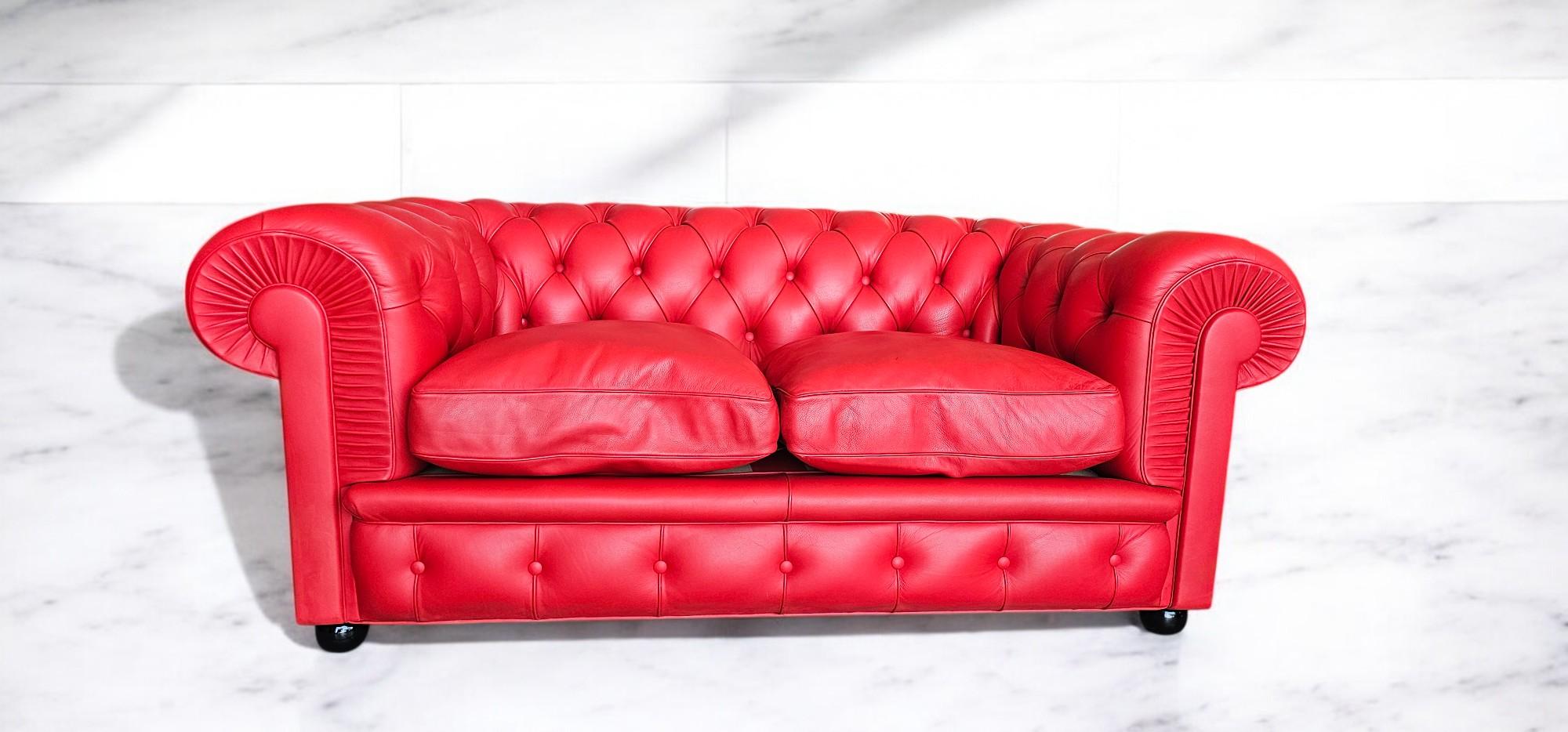 Set of Two Red Leather Chester Sofa by Poltrona Frau, 1993 in vendita 5