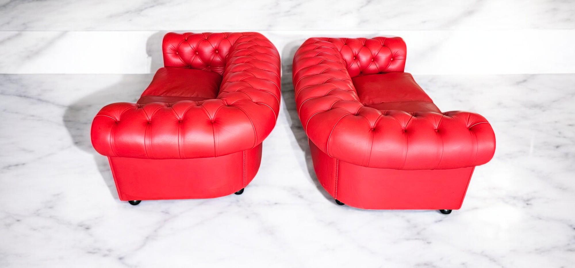 Set of Two Red Leather Chester Sofa by Poltrona Frau, 1993 in vendita 10