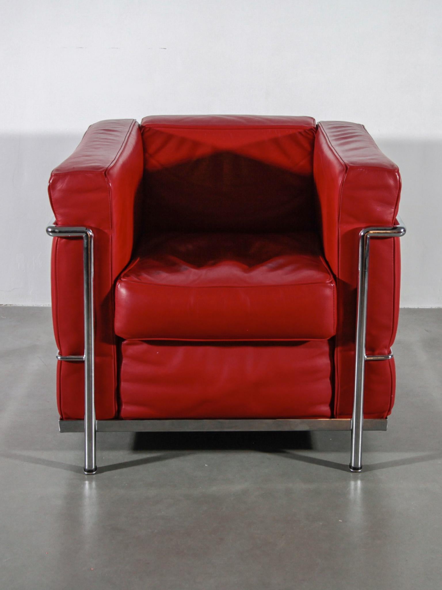  Set of Two Red Leather Lounge Arm Chairs Attributed Le Corbusier, 1980s In Good Condition In Antwerp, BE