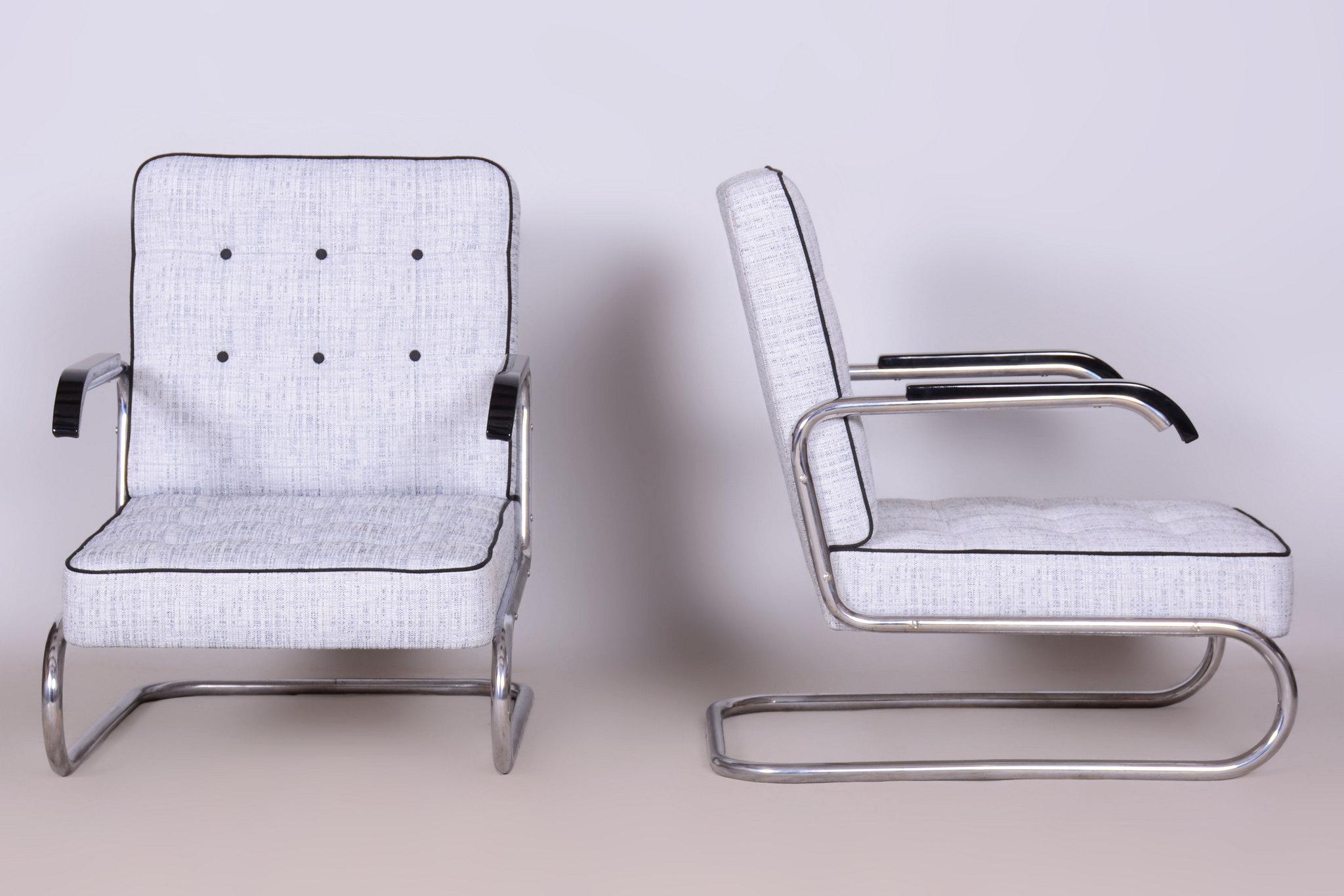 Ensemble de deux fauteuils Bauhaus restaurés, par Mücke & Melder, chrome, tchèque, années 1930 Bon état - En vente à Brandys nad Labem, Středočeský kraj