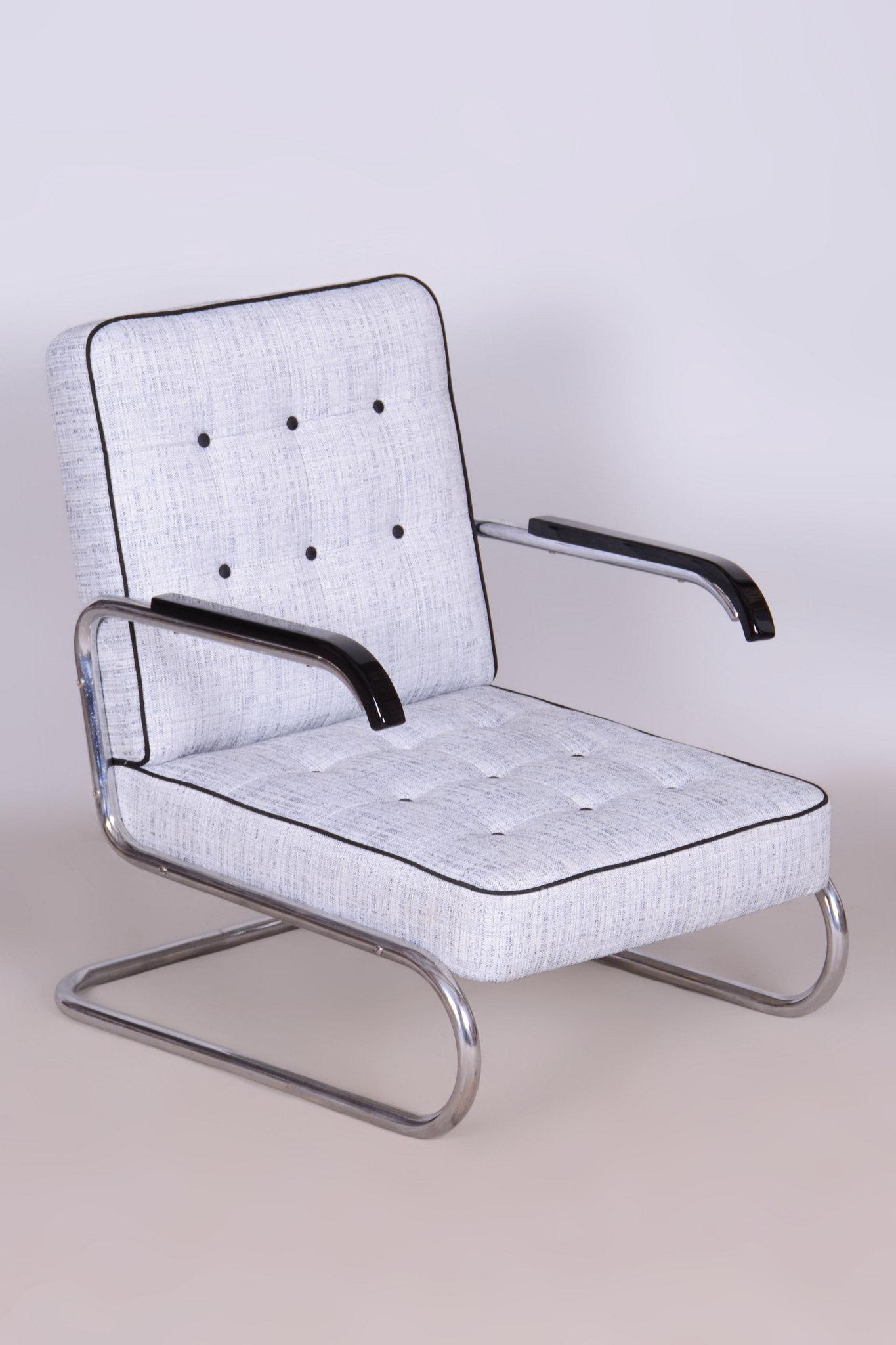Acier Ensemble de deux fauteuils Bauhaus restaurés, par Mücke & Melder, chrome, tchèque, années 1930 en vente