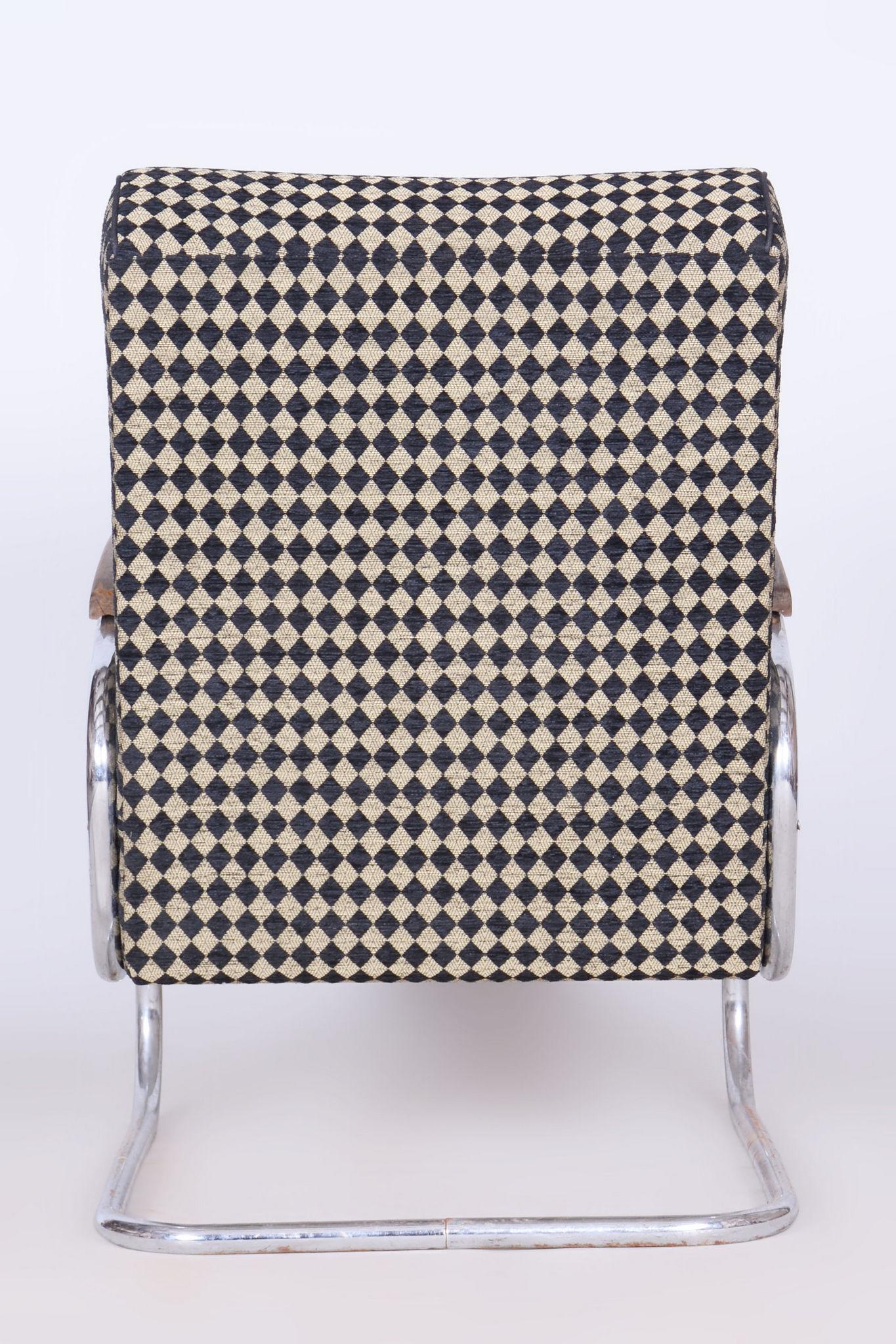 Set of Two Restored Bauhaus Armchairs, by Vichr a Spol., Chrome, Czech, 1930s For Sale 7