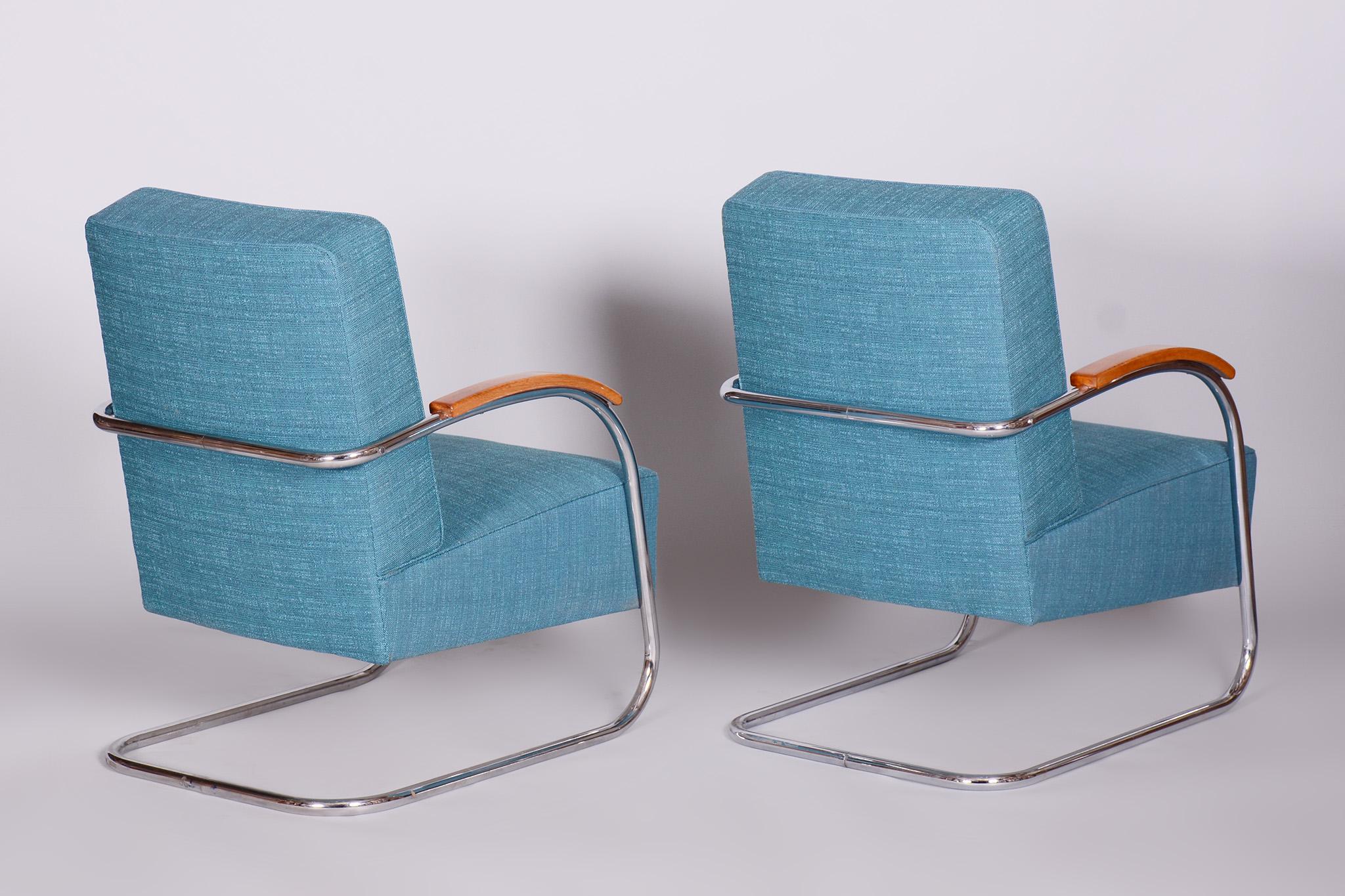 Set of Two Restored Blue Armchairs by Mucke-Melder, Czechia, 1930s In Good Condition For Sale In Horomerice, CZ