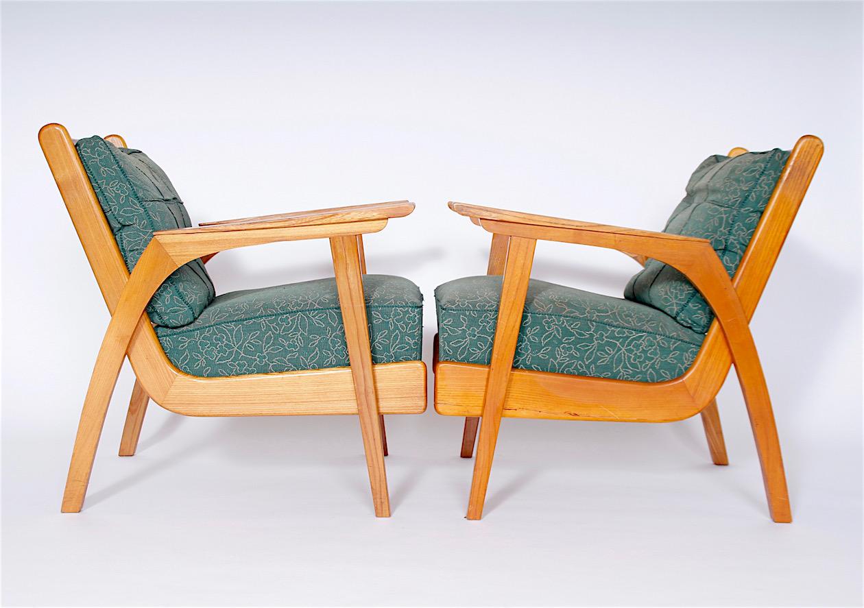 - nordic design
- made in Czechoslovakia
- made of wood, original upholstery
- wooden parts has some signs of use. Suitable for renovation upholstery
- original condition.