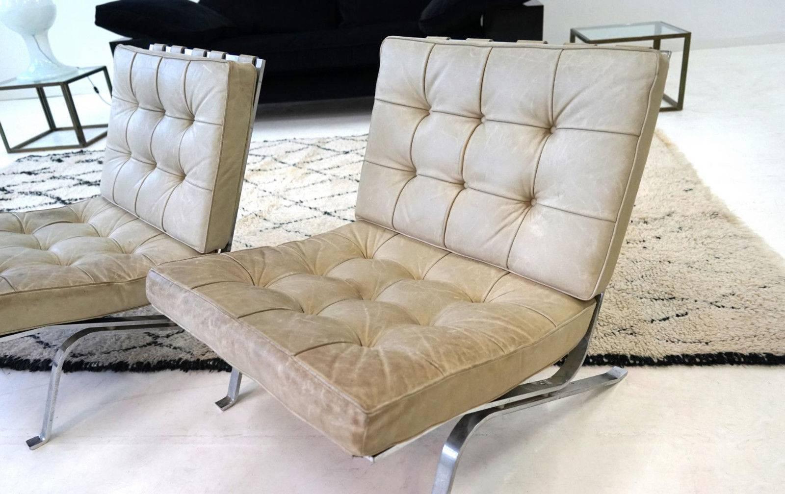 Steel Set of Two RH-301 De Sede Flat Bar Lounge Chairs in Leather by Robert Haussmann