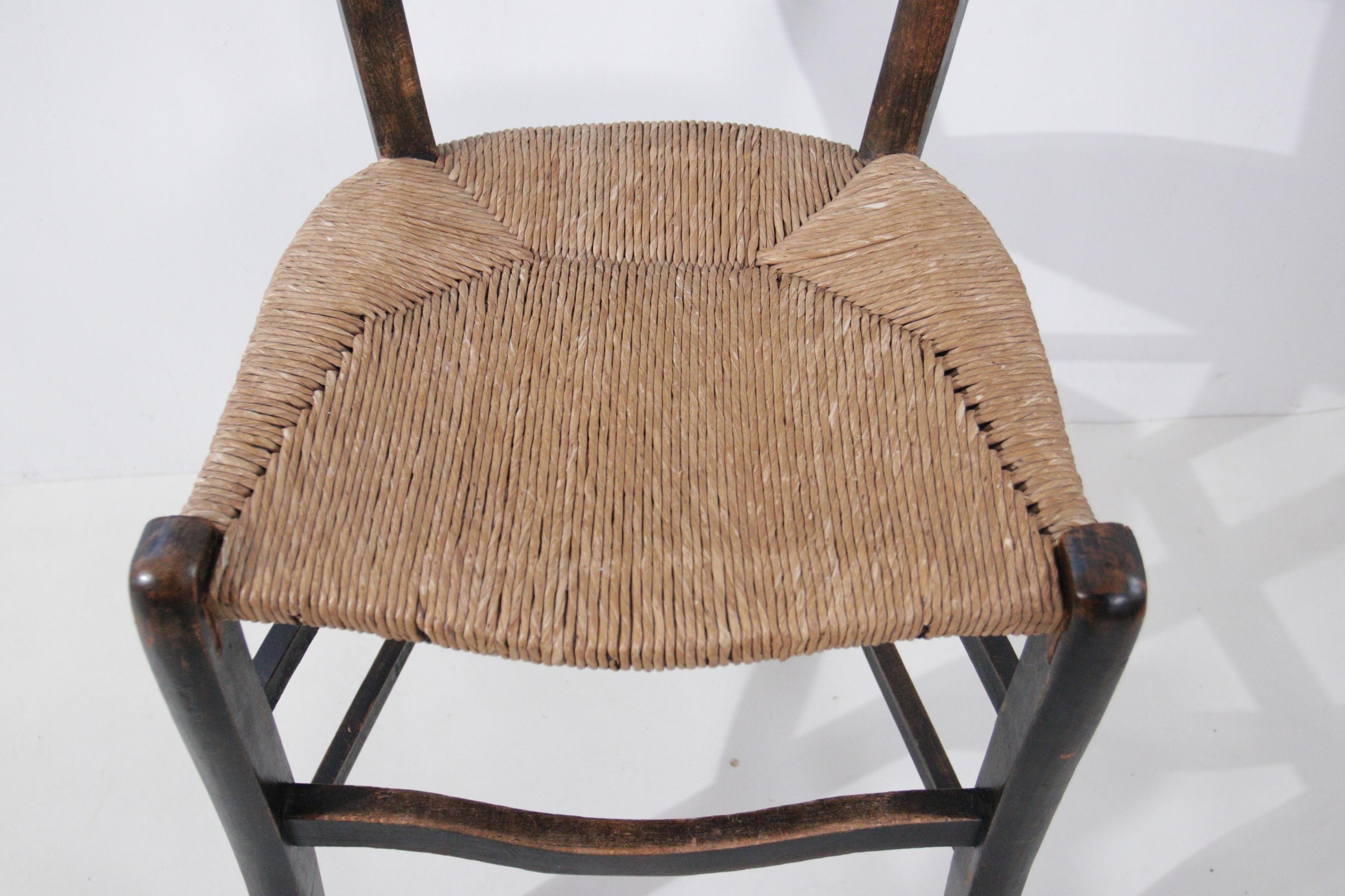 Set of two Rural French Rush chairs For Sale 3