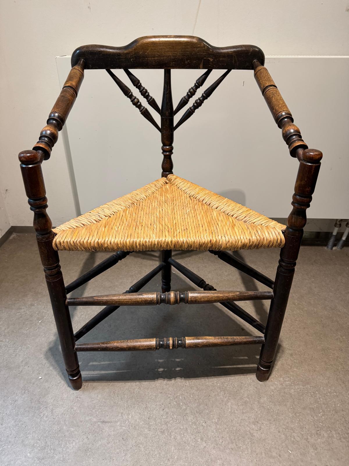 Set of Two Rush Seat Knitting Armchairs, Triangular Corner Chairs For Sale 1