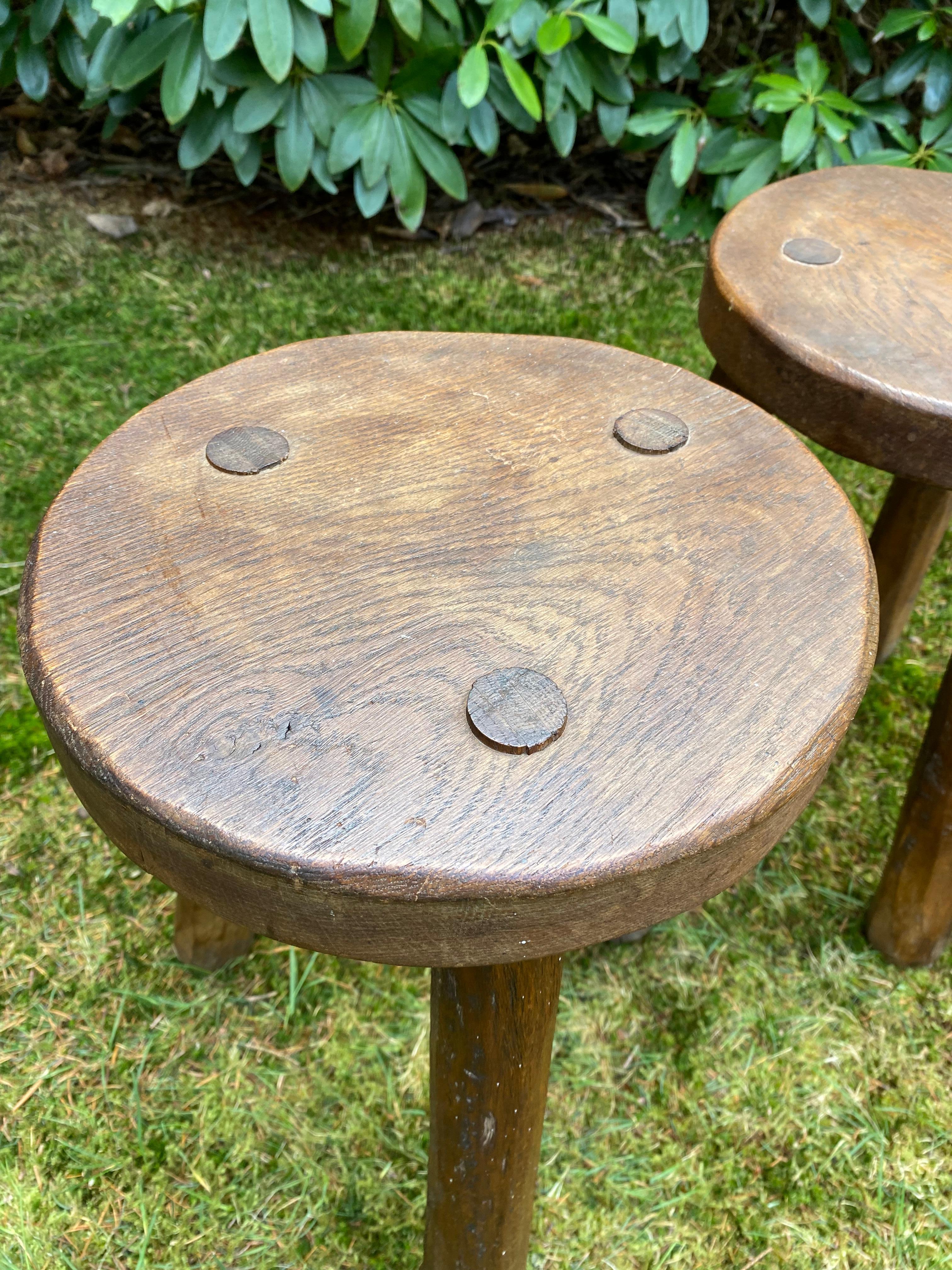 Set of two Rustic Bohemian French Milking stools In Oak, ca. 1950s 4