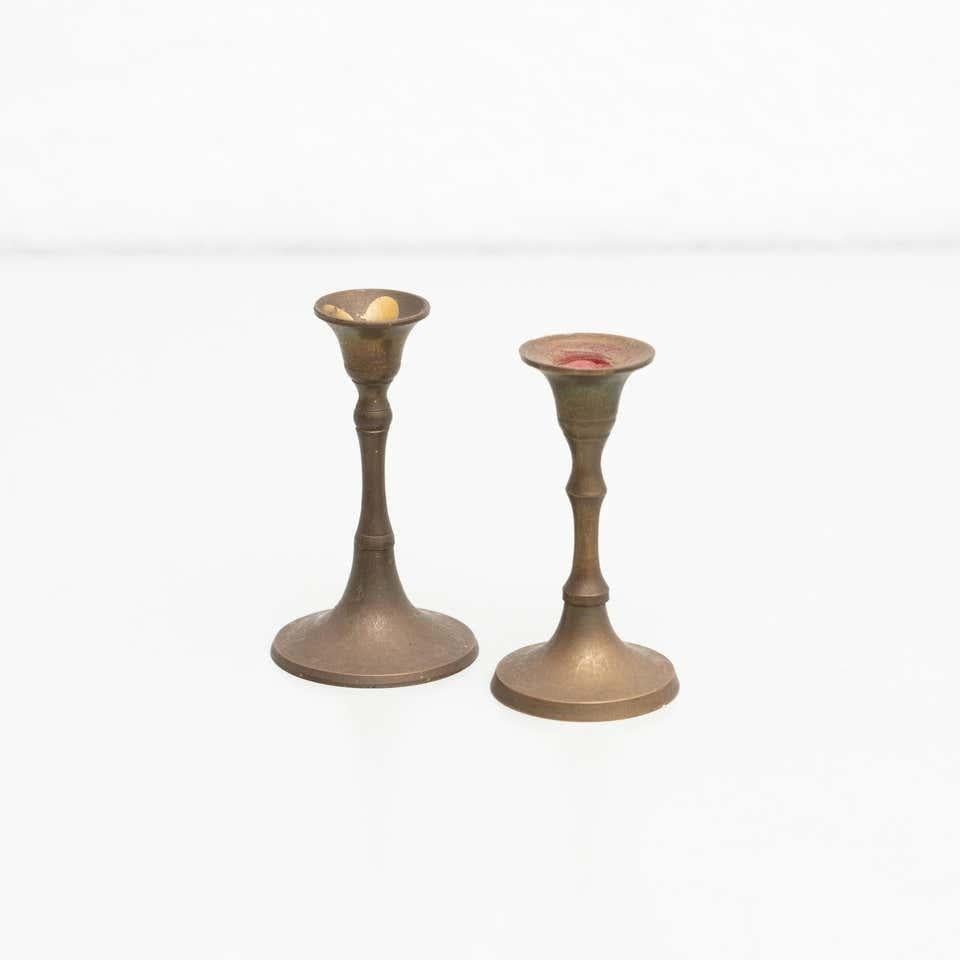Altro Set di due portacandele rustici in ottone - CIRCA 1950, Made in Spain. in vendita