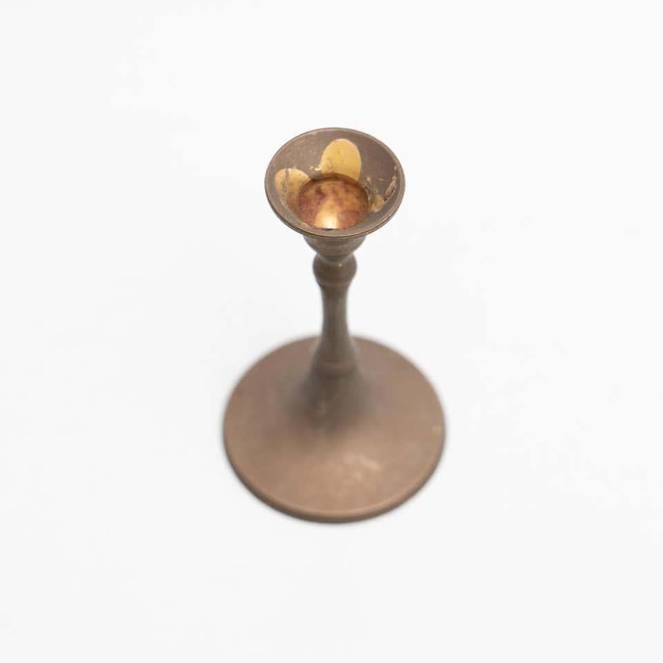 Set di due portacandele rustici in ottone - CIRCA 1950, Made in Spain. in vendita 2