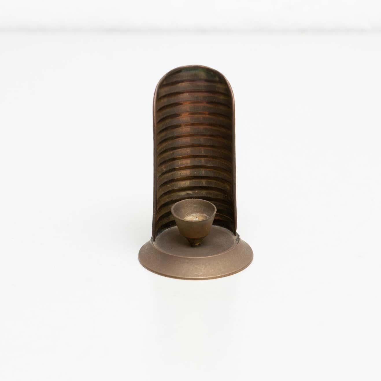 Set di due portacandele rustici in ottone - CIRCA 1950, Made in Spain. in vendita 3