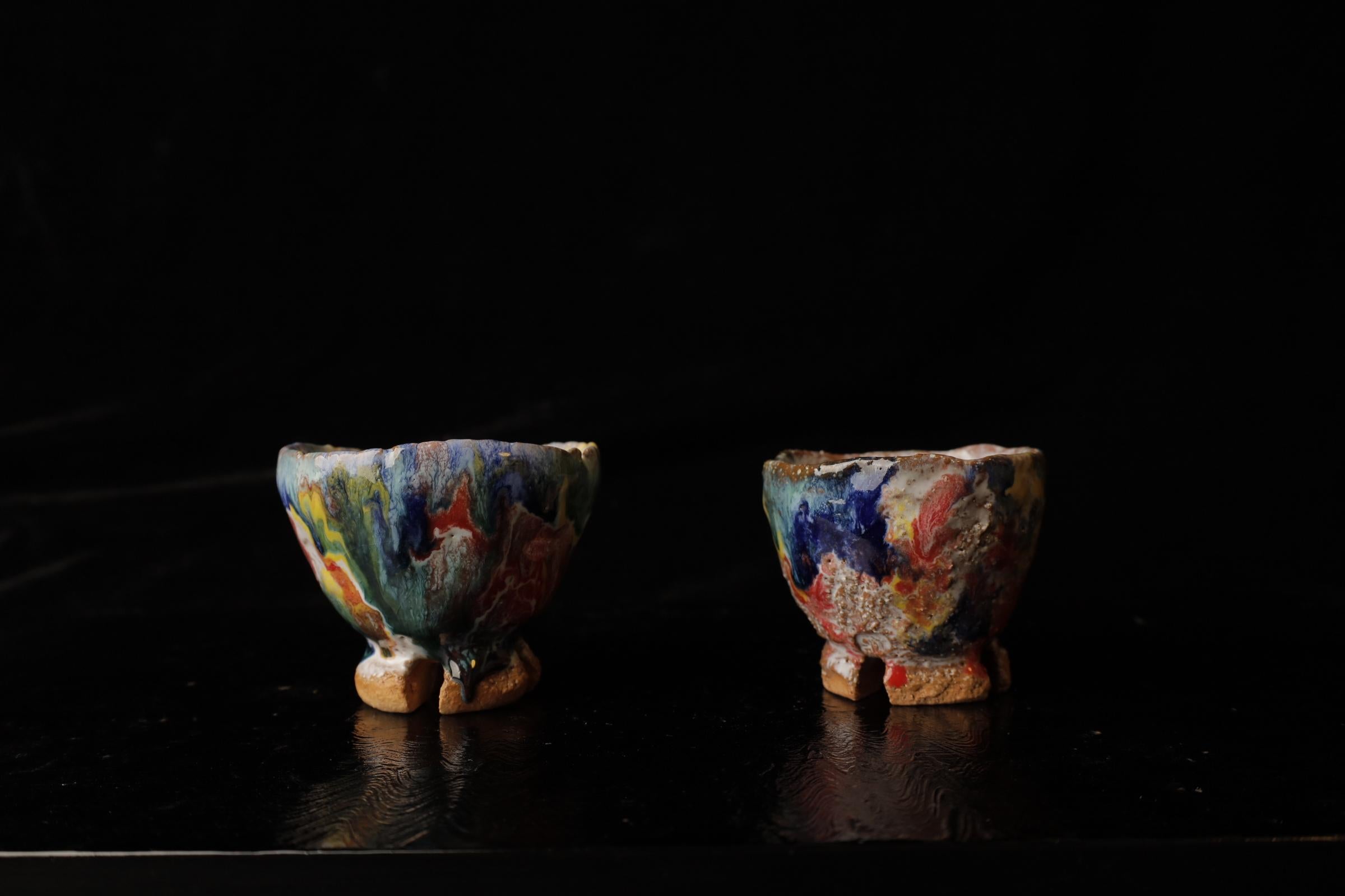 Vernissé Ensemble de deux tasses à sake de Seigan, célèbre potier Hagi en vente