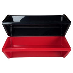 Set of two Saporiti Wall Shelf Vintage Modular Design: 1 Red  1 Black 60s, Italy