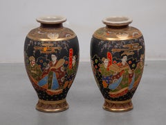 Juego de dos jarrones Satsuma, Japón, 1920