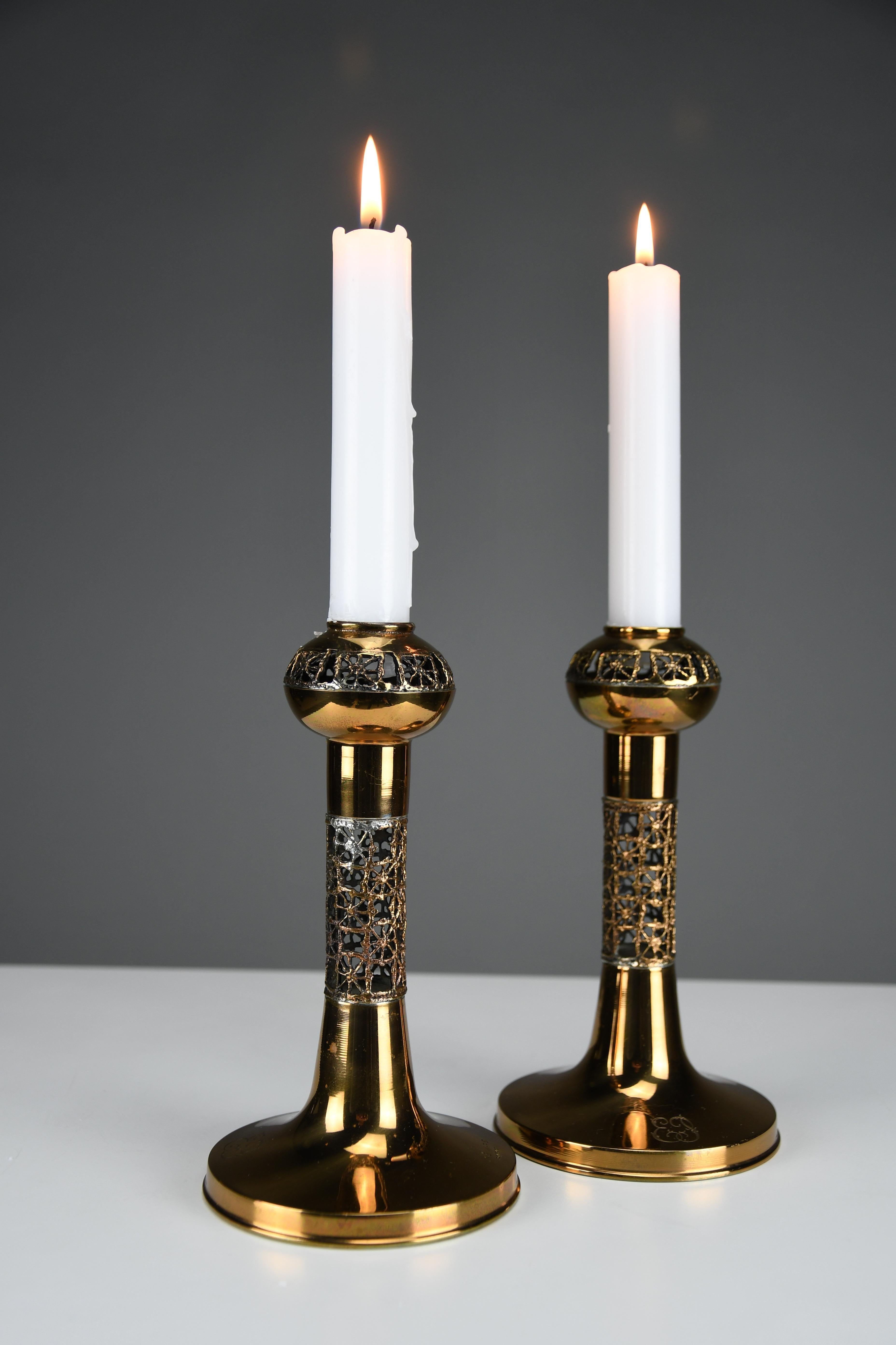 Set di due candelieri in rame The Modern Scandinavian 