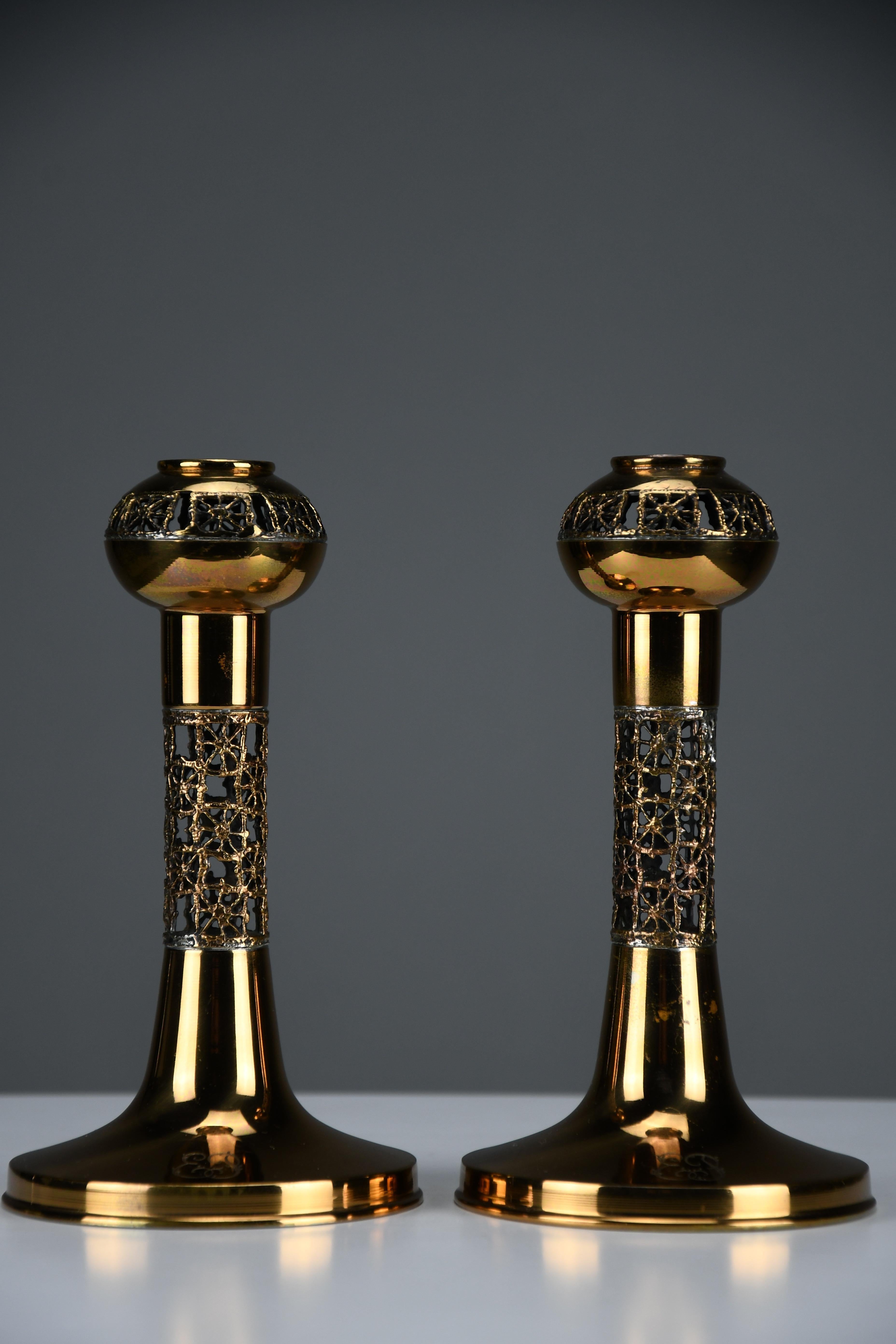 Set di due candelieri in rame The Modern Scandinavian 