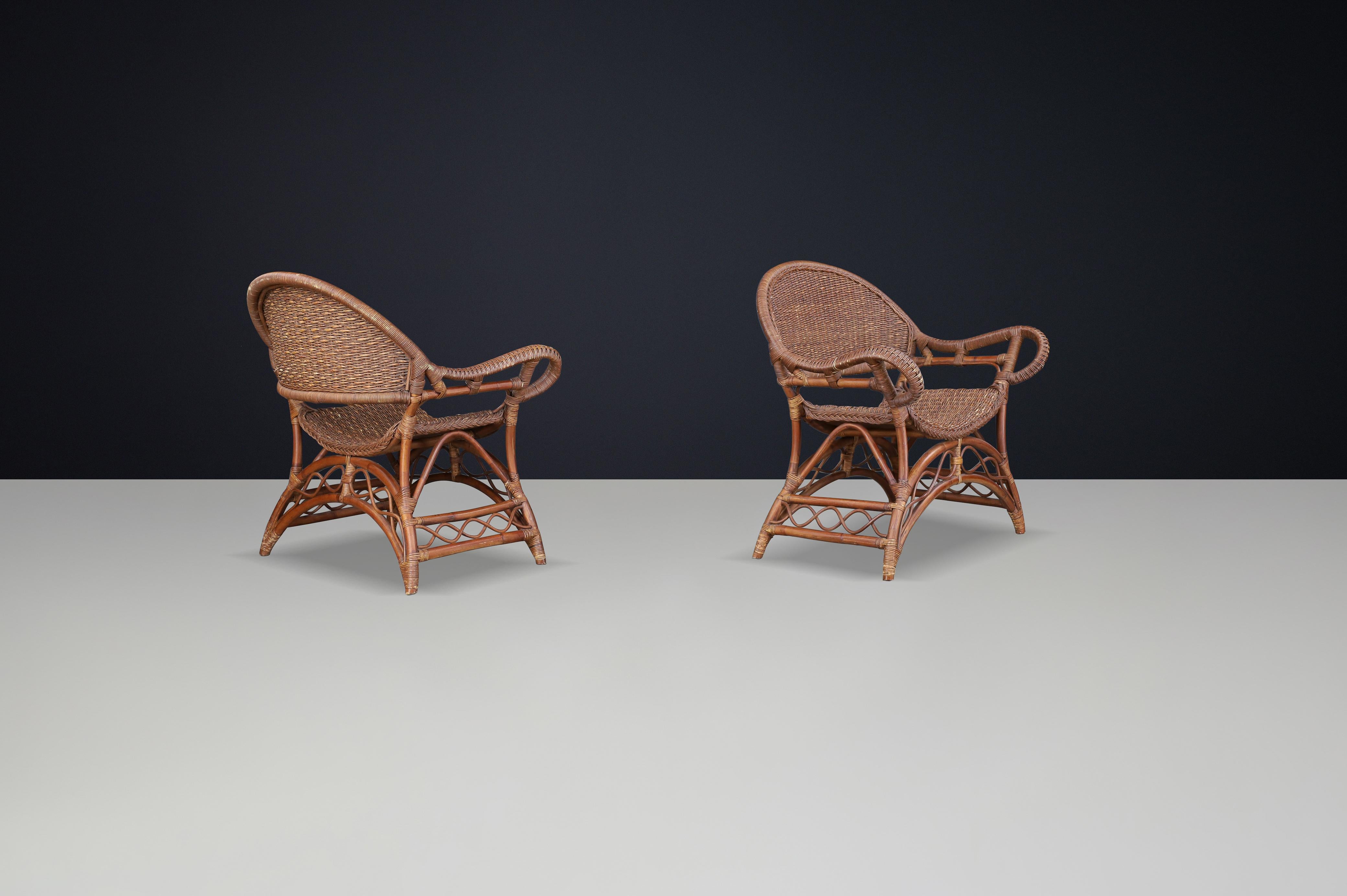 Set of Two Sculptural Rattan and Bamboo Lounge Chairs, Spain, 1960s For Sale 1
