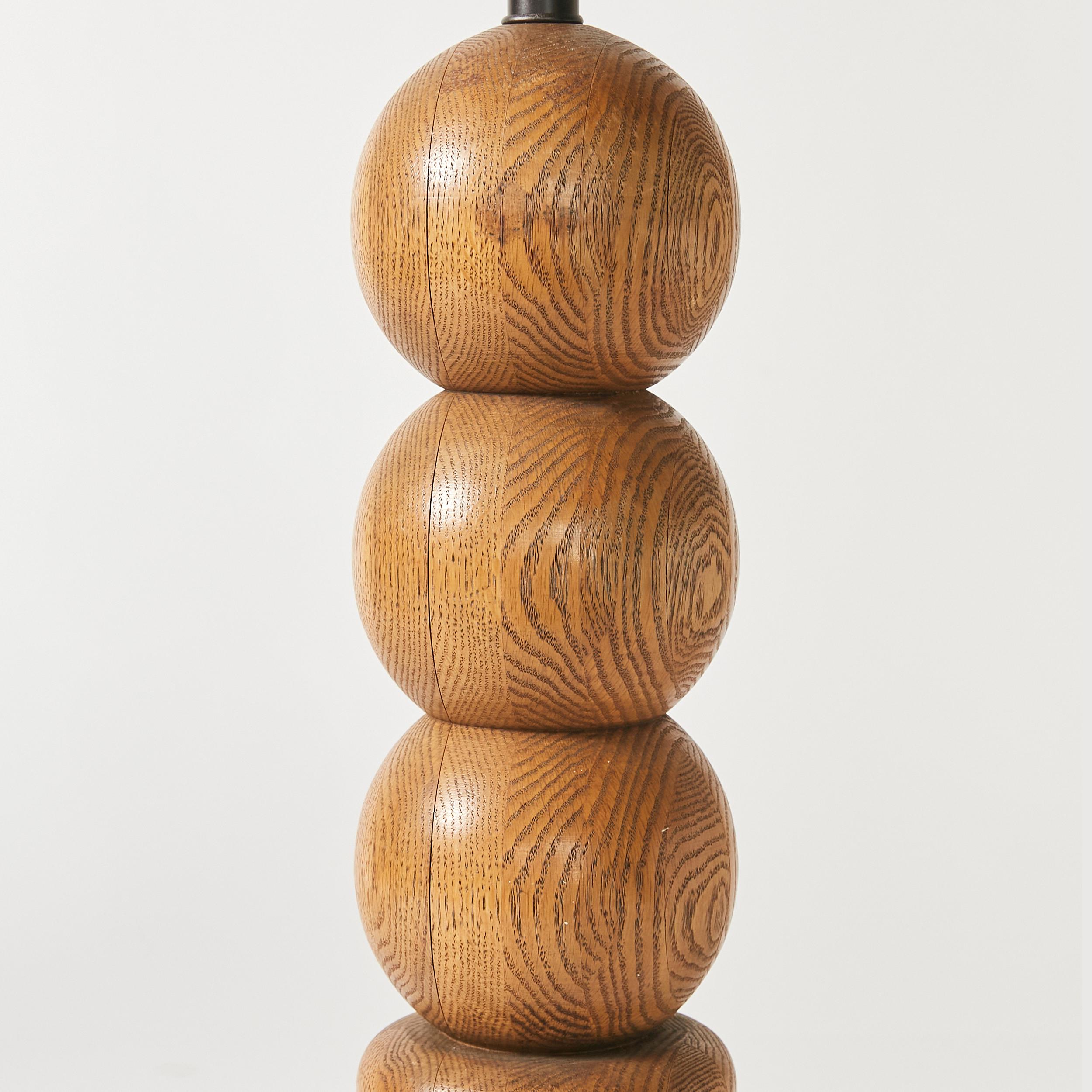 Set of Two Sculptural Wooden Spheres Table Lamps In Good Condition For Sale In Philadelphia, PA