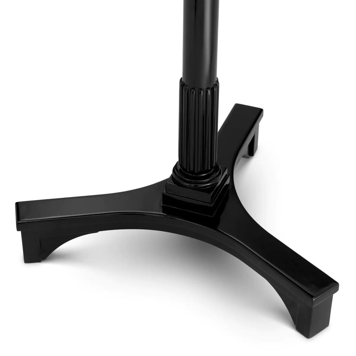 Français Set de deux tables d'appoint - Finition noir ciré en vente