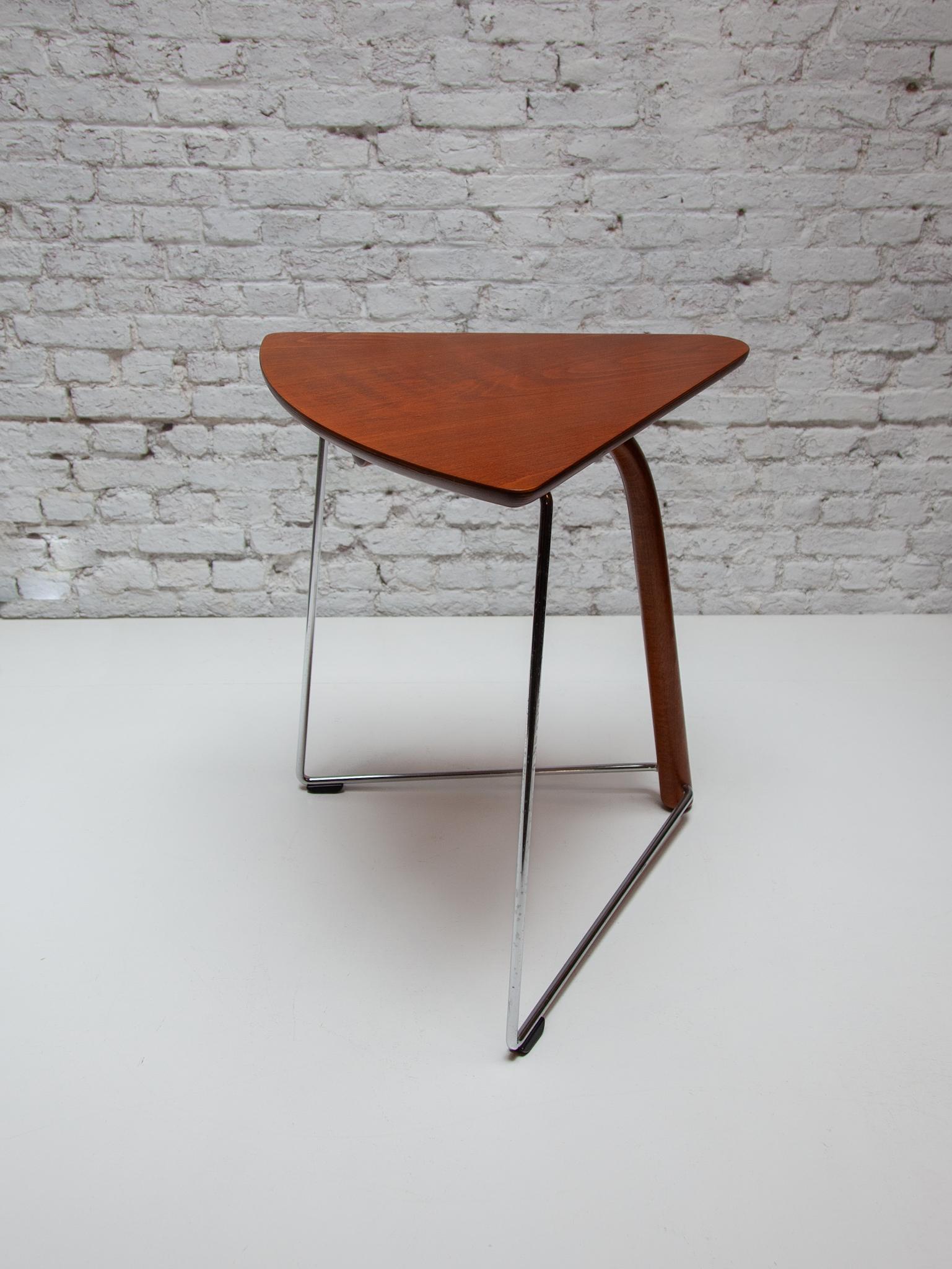 Hand-Crafted Set of Two Side Tables designed by Wulf Schneider and Ulrich Böhm, Thonet, 1980s For Sale
