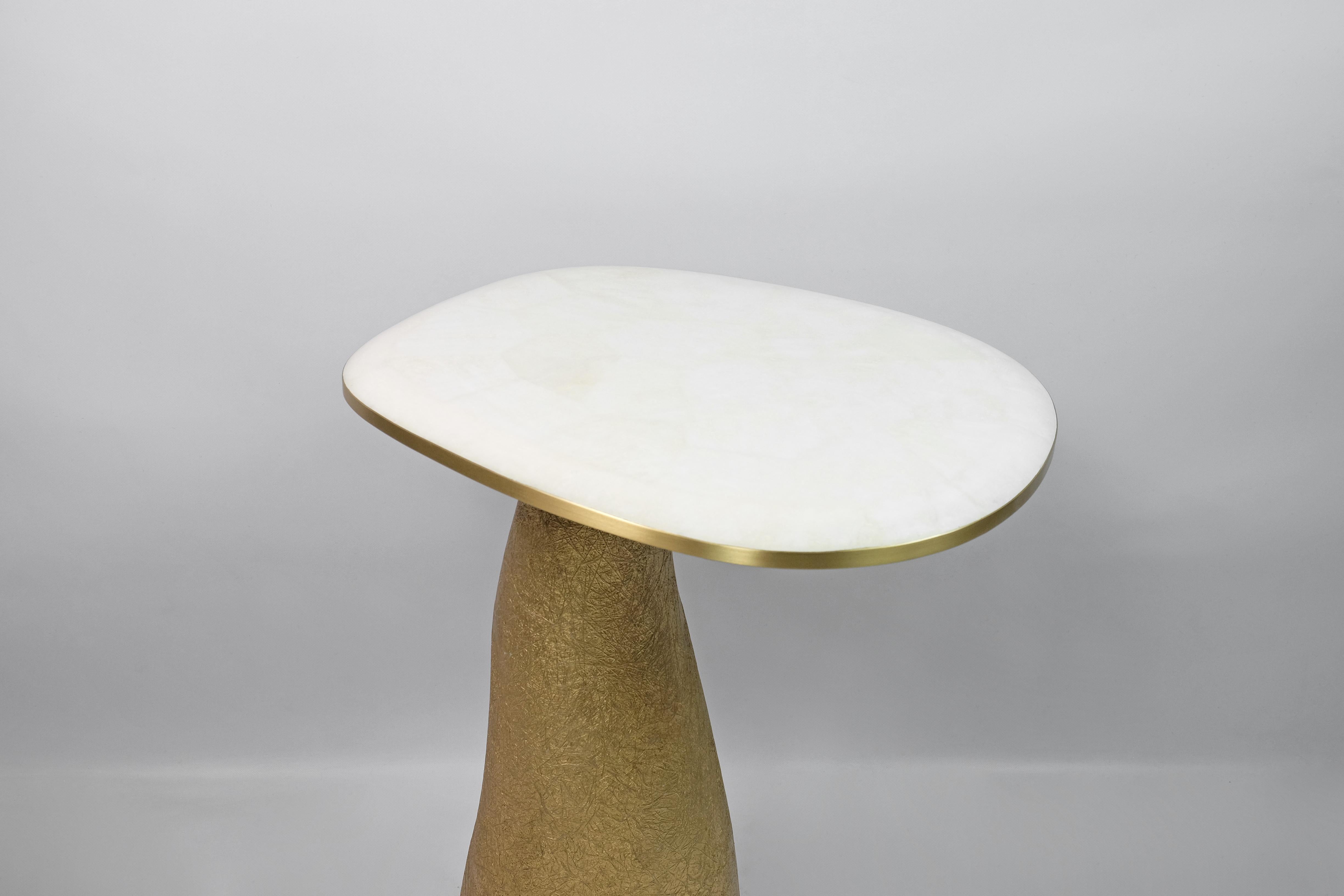 Hand-Crafted Set of Two Side Tables in White Rock Crystal with a Gilded Base For Sale