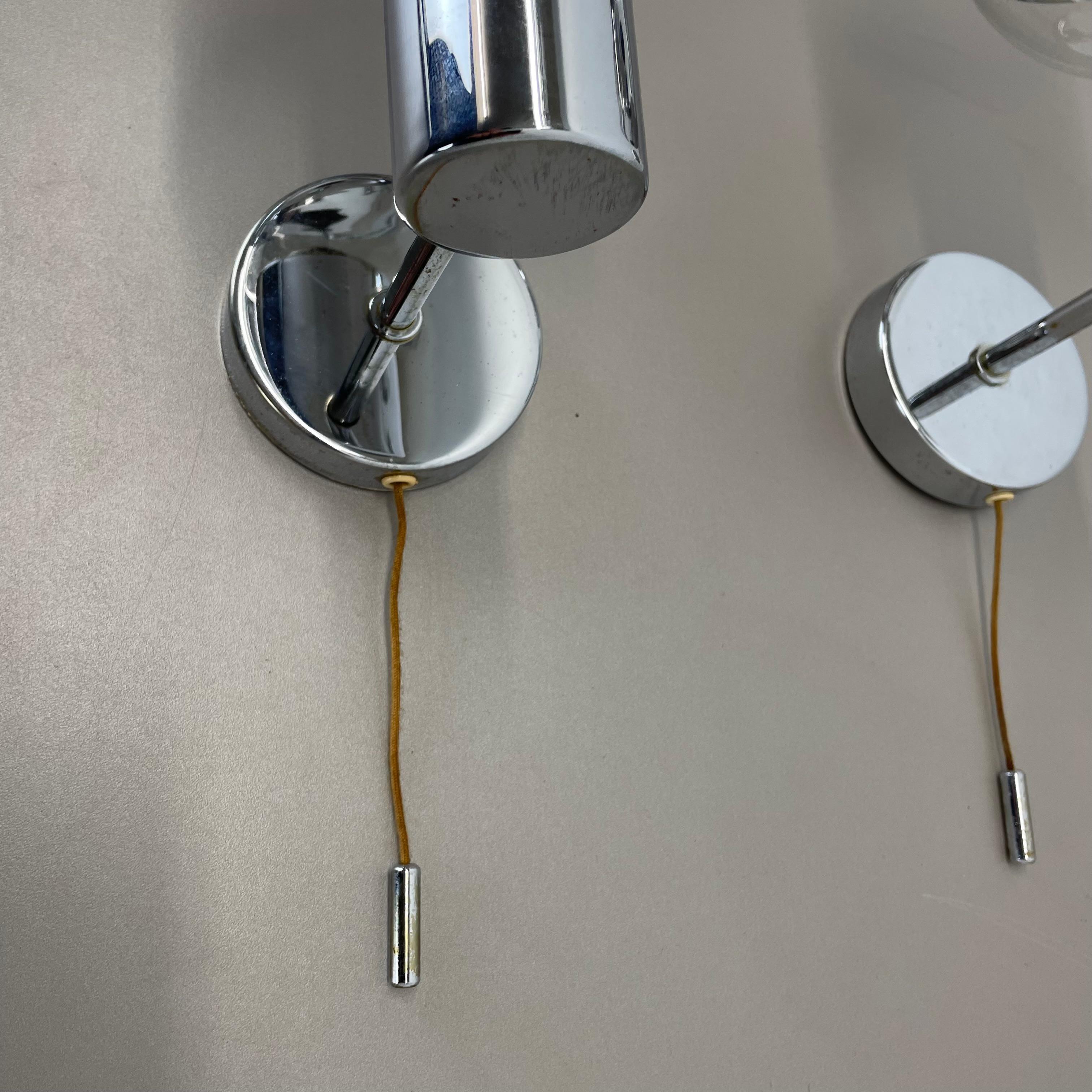 Satz von zwei silbernen kubischen Wandleuchten von Motoko Ishii für Staff Lights, 1970er Jahre im Angebot 4