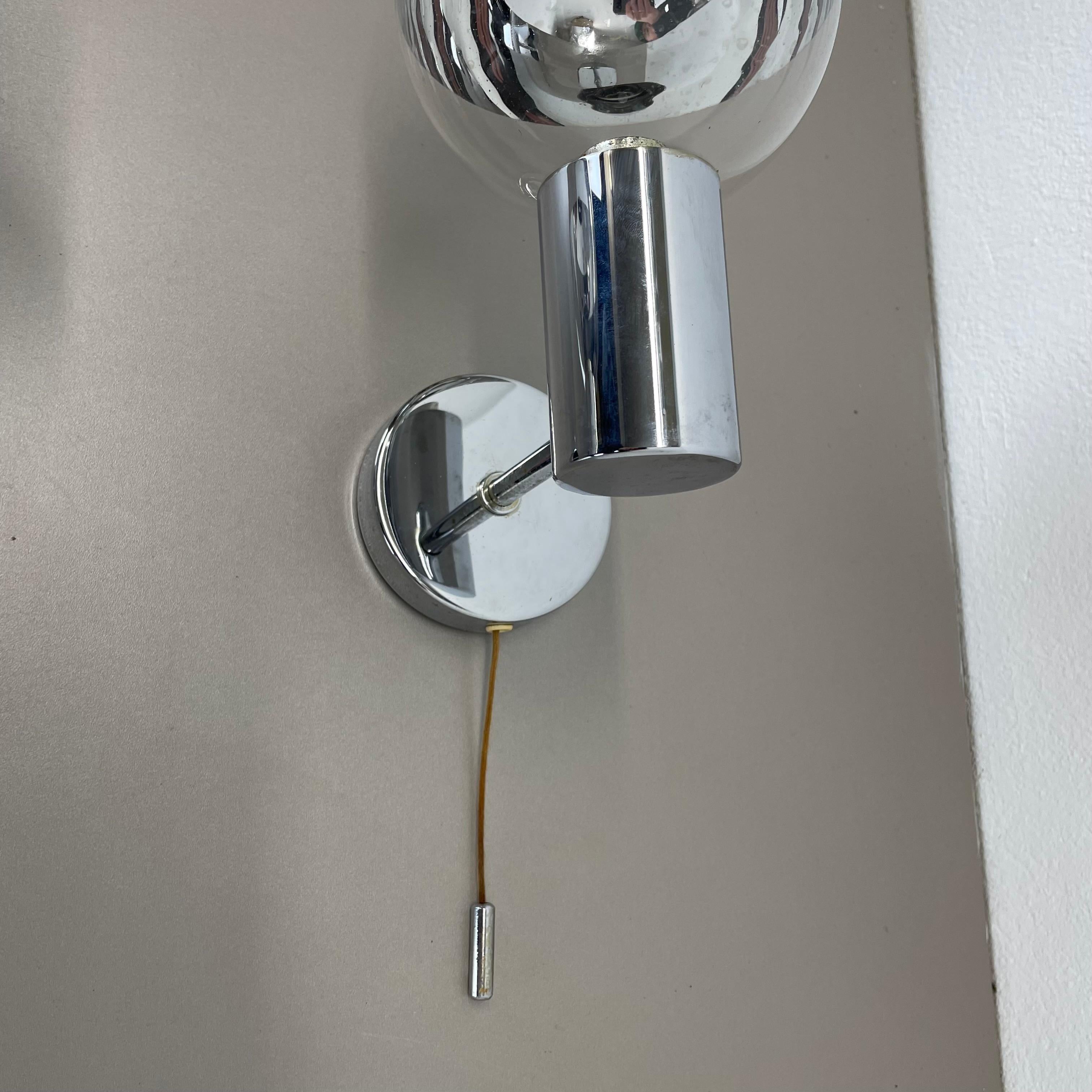 Satz von zwei silbernen kubischen Wandleuchten von Motoko Ishii für Staff Lights, 1970er Jahre im Angebot 5