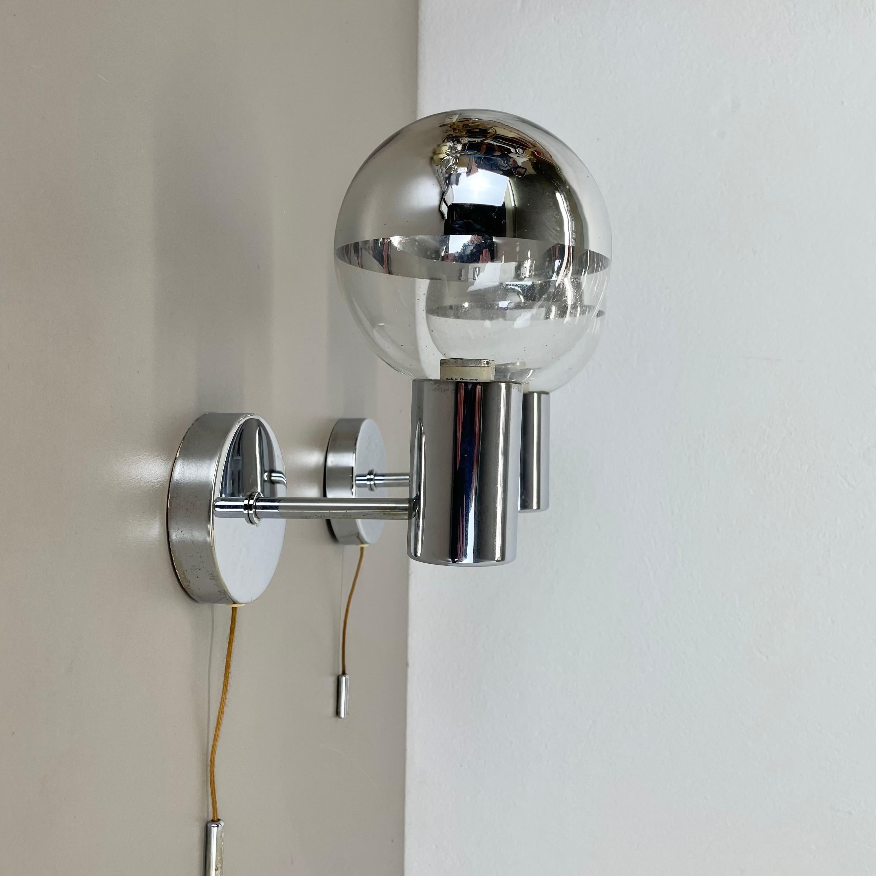 Artikel:

Set aus zwei kubischen Wandleuchten in Silber-Chrom



Produzent:

Stableuchten, Deutschland


Design/One:

Motoko Ishii



Alter:

1970s


Beschreibung:


Original 1970er Jahre silberne Metallleuchten von Staff in Deutschland, entworfen