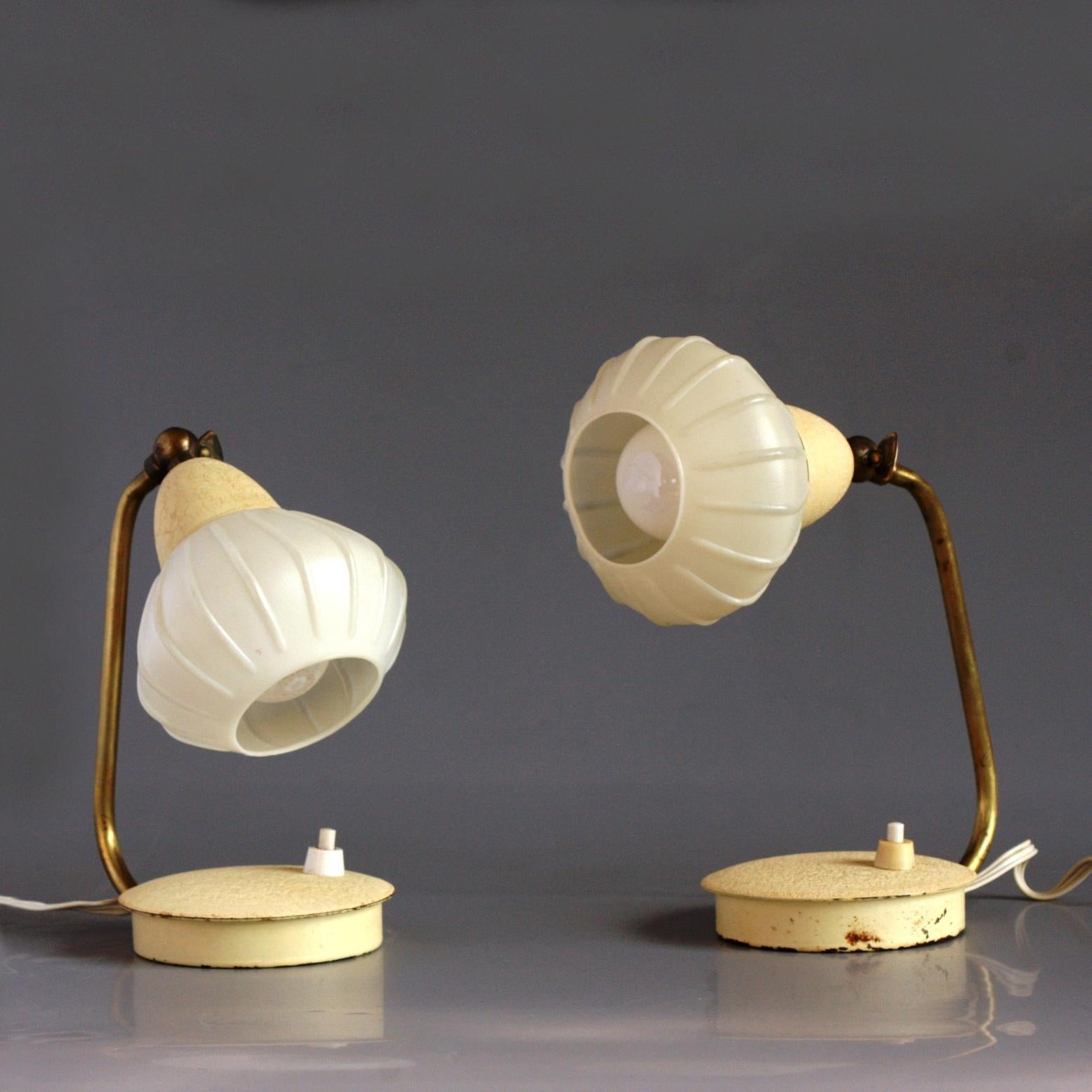 Mid-Century Modern Set of Two Small Cocoon Side Table Lamps from Szarvasi, Hungary, 1960s For Sale