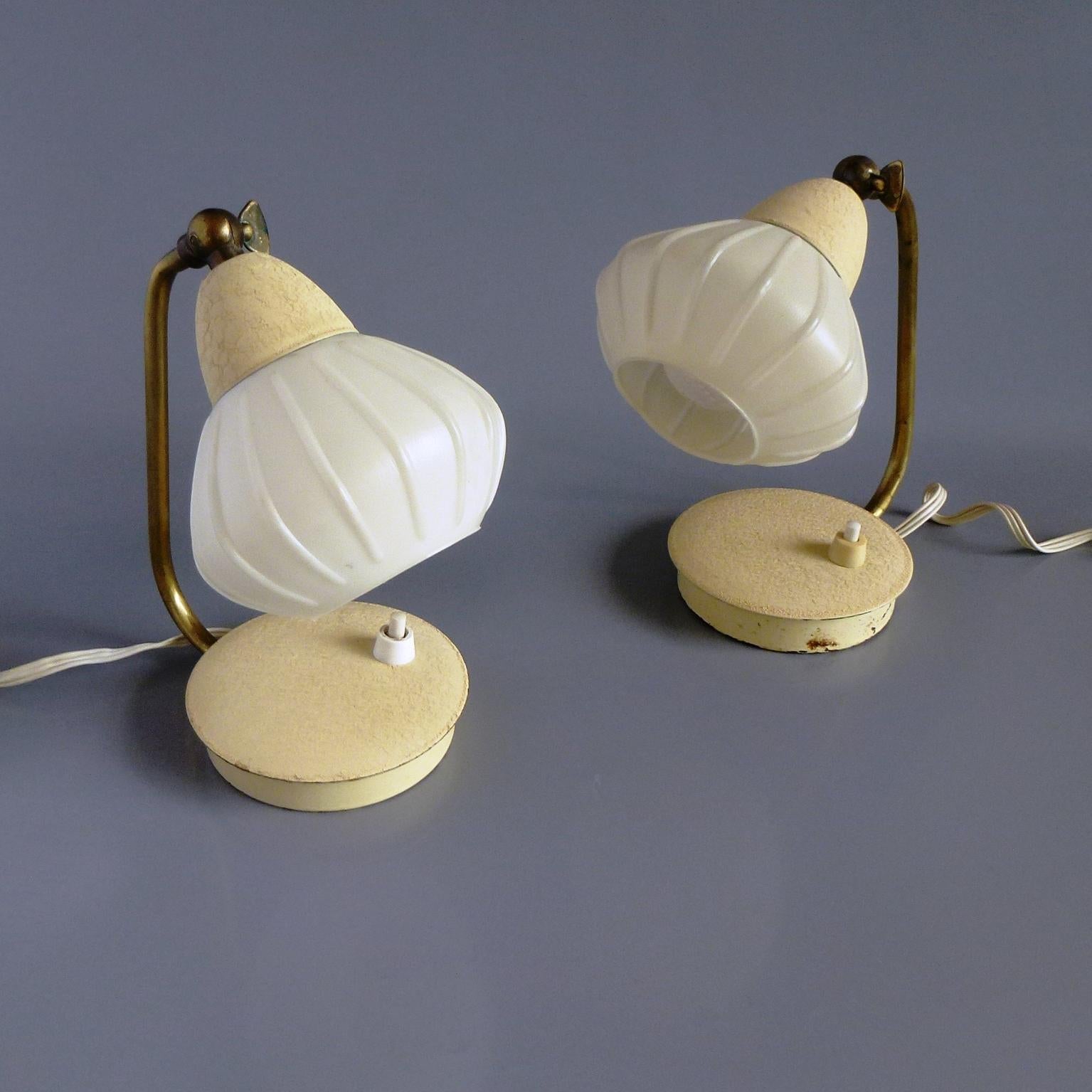 Set of Two Small Cocoon Side Table Lamps from Szarvasi, Hungary, 1960s In Fair Condition For Sale In  Budapest, HU