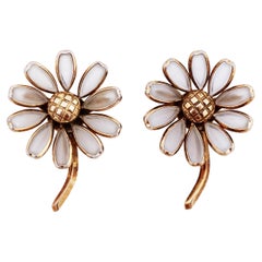 Retro Set of Two Small Frosted Glass Daisy Flower Figural Brooches By Crown Trifari