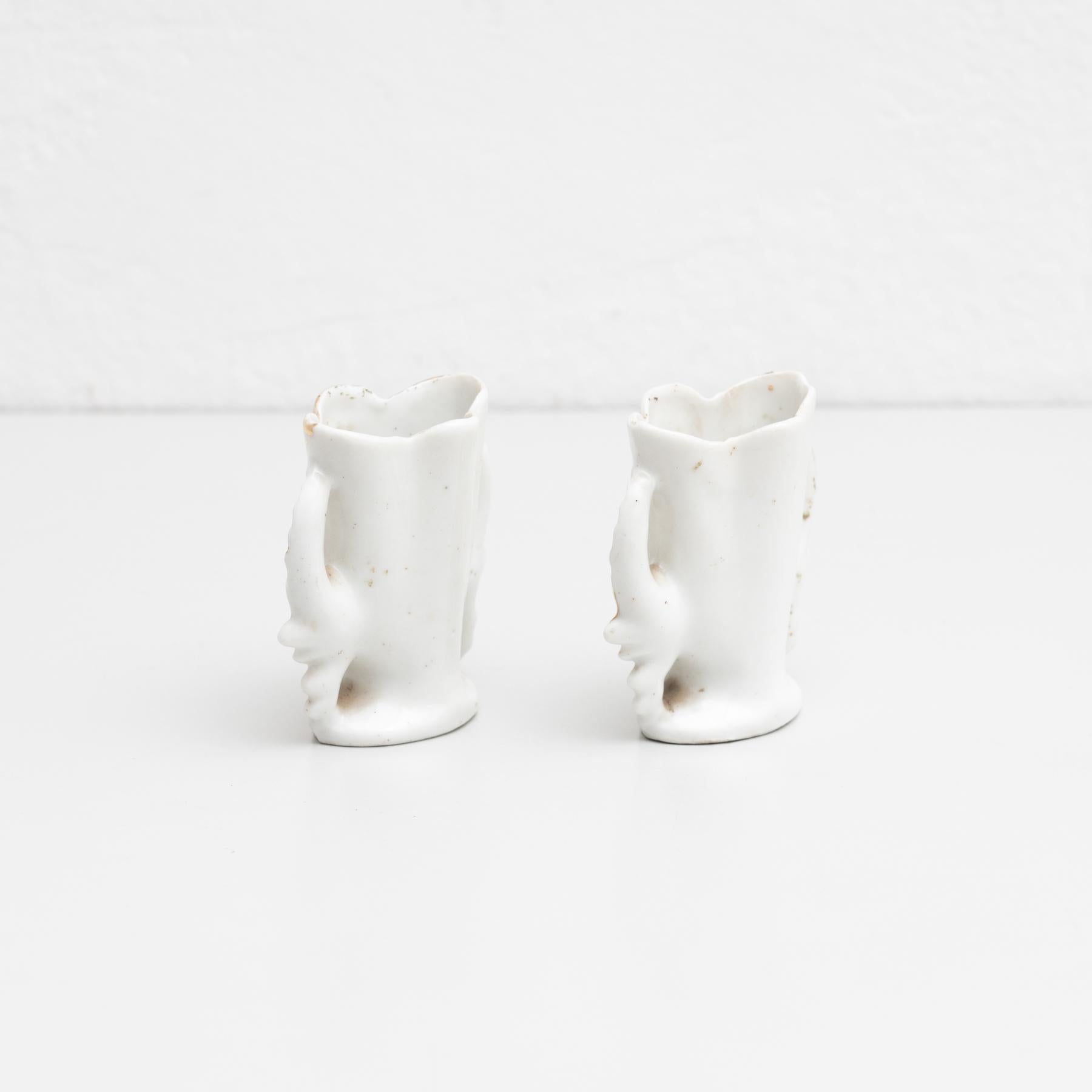 Set of Two Small Late 19th Century Spanish Serves Style Vases For Sale 1