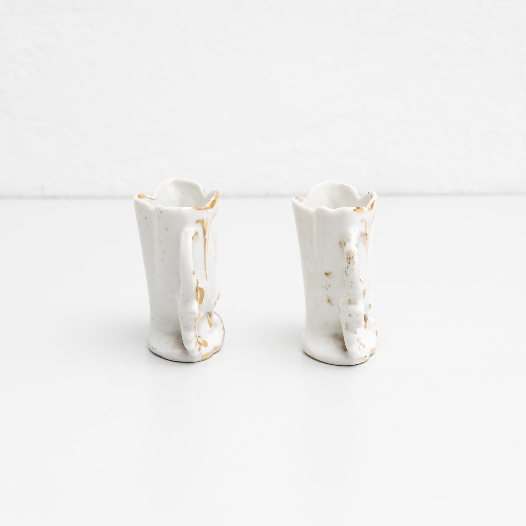 Set of Two Small Late 19th Century Spanish Serves Style Vases For Sale 4