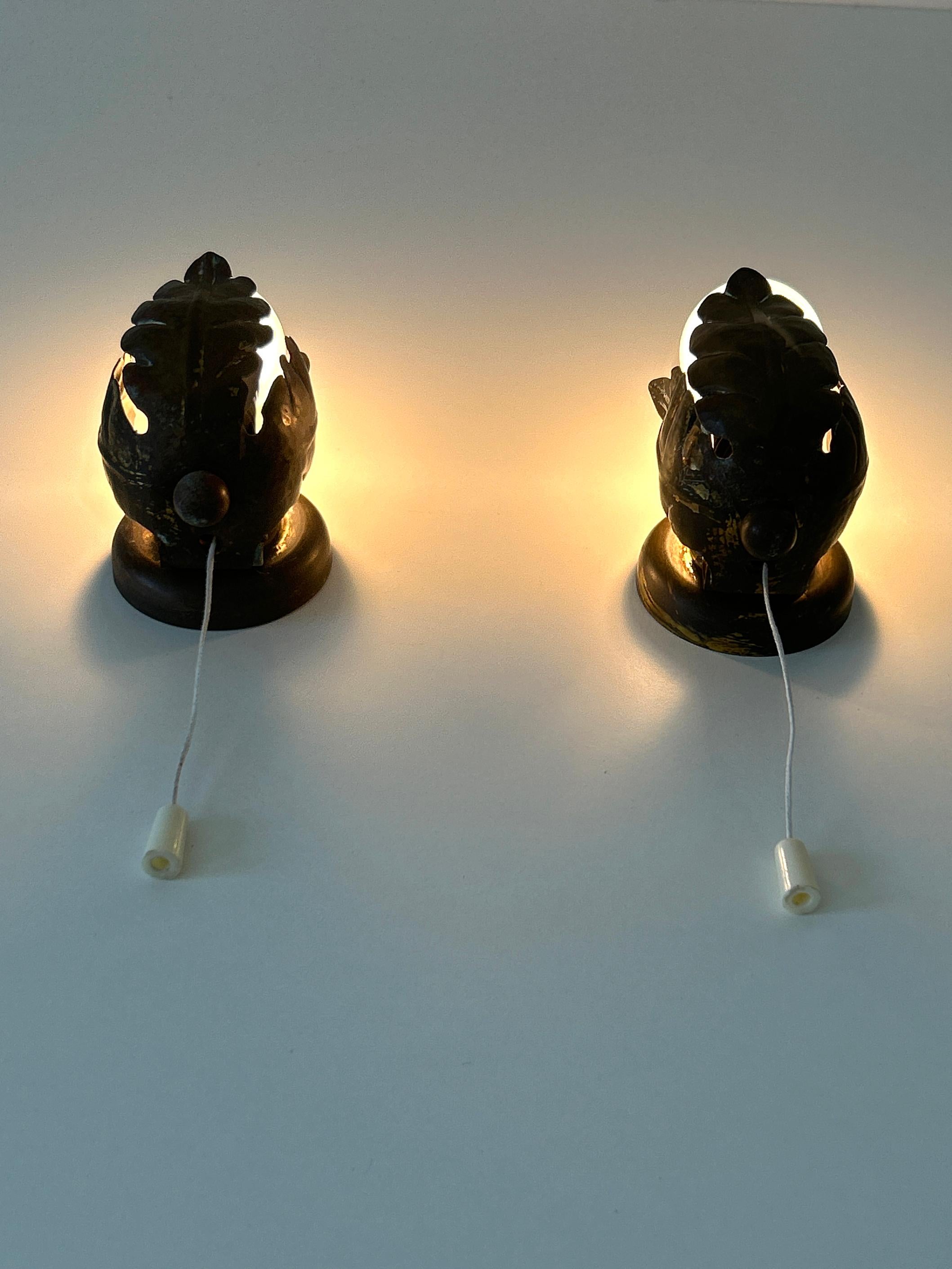 Set of Two Small & Lovely Mid-Century Brass Sconces 'Flower Buds' Germany 1950s For Sale 8