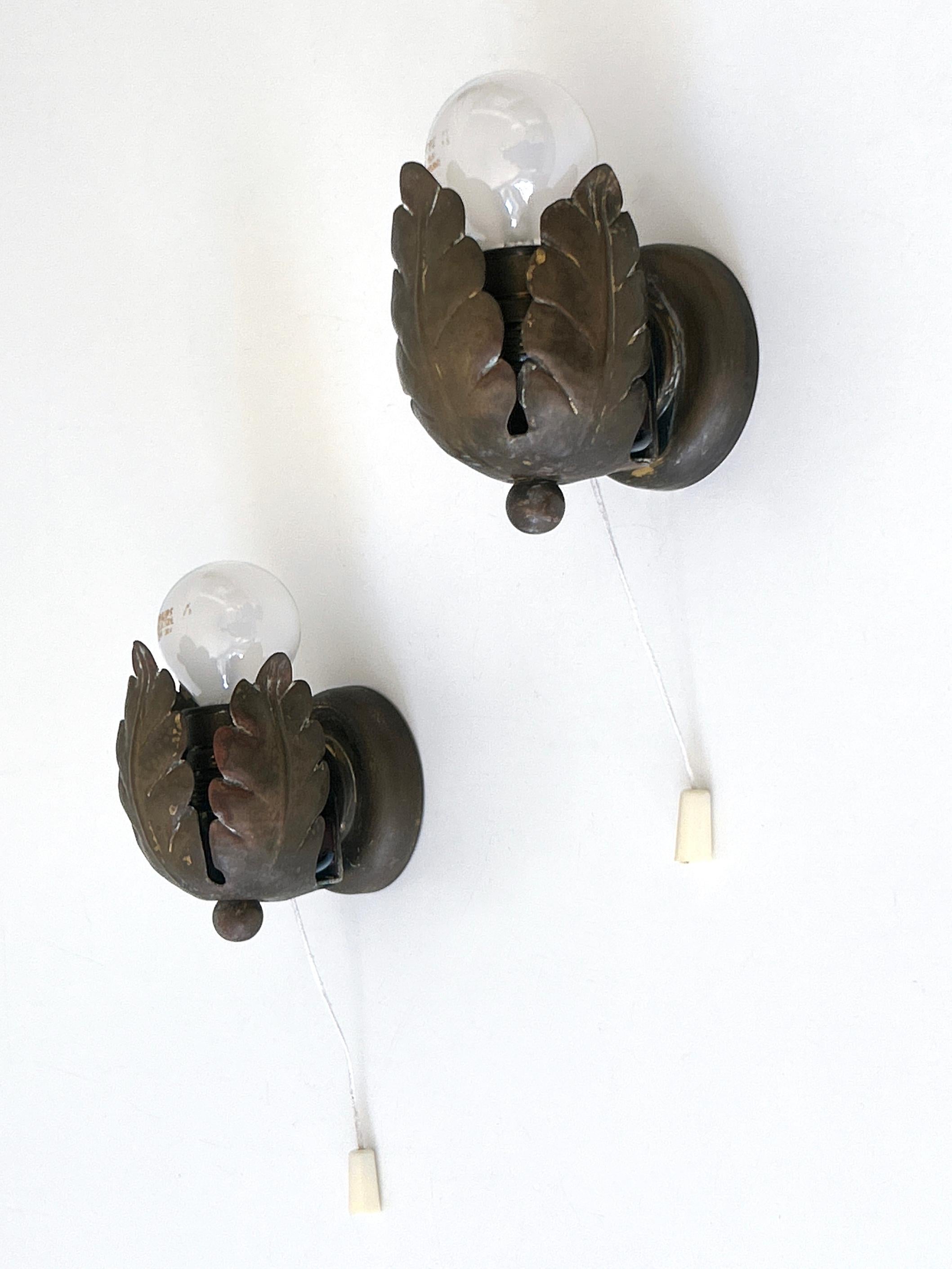 Mid-Century Modern Set of Two Small & Lovely Mid-Century Brass Sconces 'Flower Buds' Germany 1950s For Sale