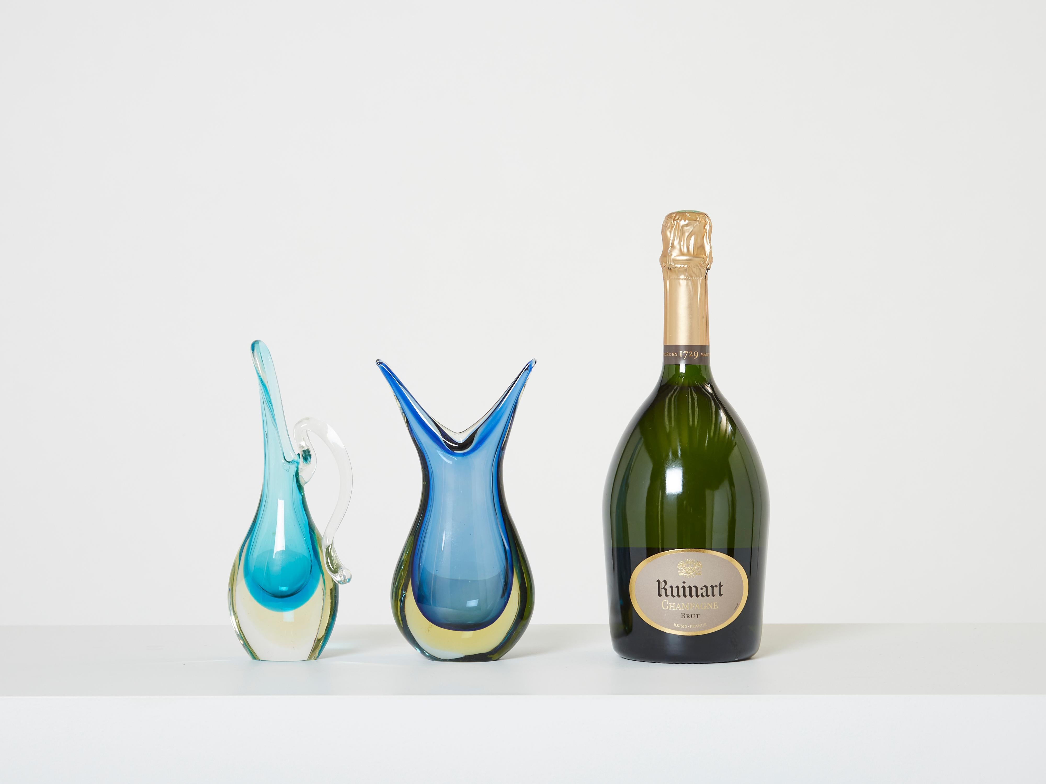 Satz von zwei kleinen Vasen Sommerso Murano-Glas, 1970er Jahre im Zustand „Gut“ im Angebot in Paris, IDF