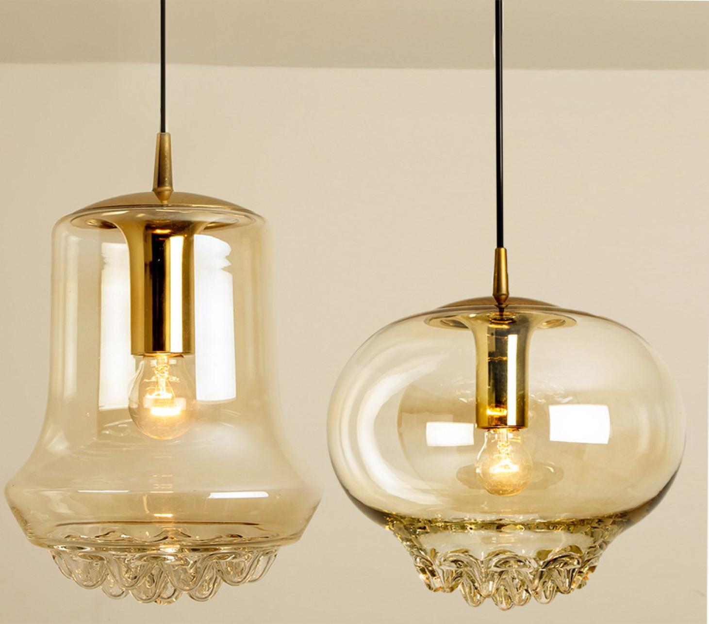Set of Two Smoked Brown Glass and Brass Pendant Lights by Peill and Putzler, 196 For Sale 5
