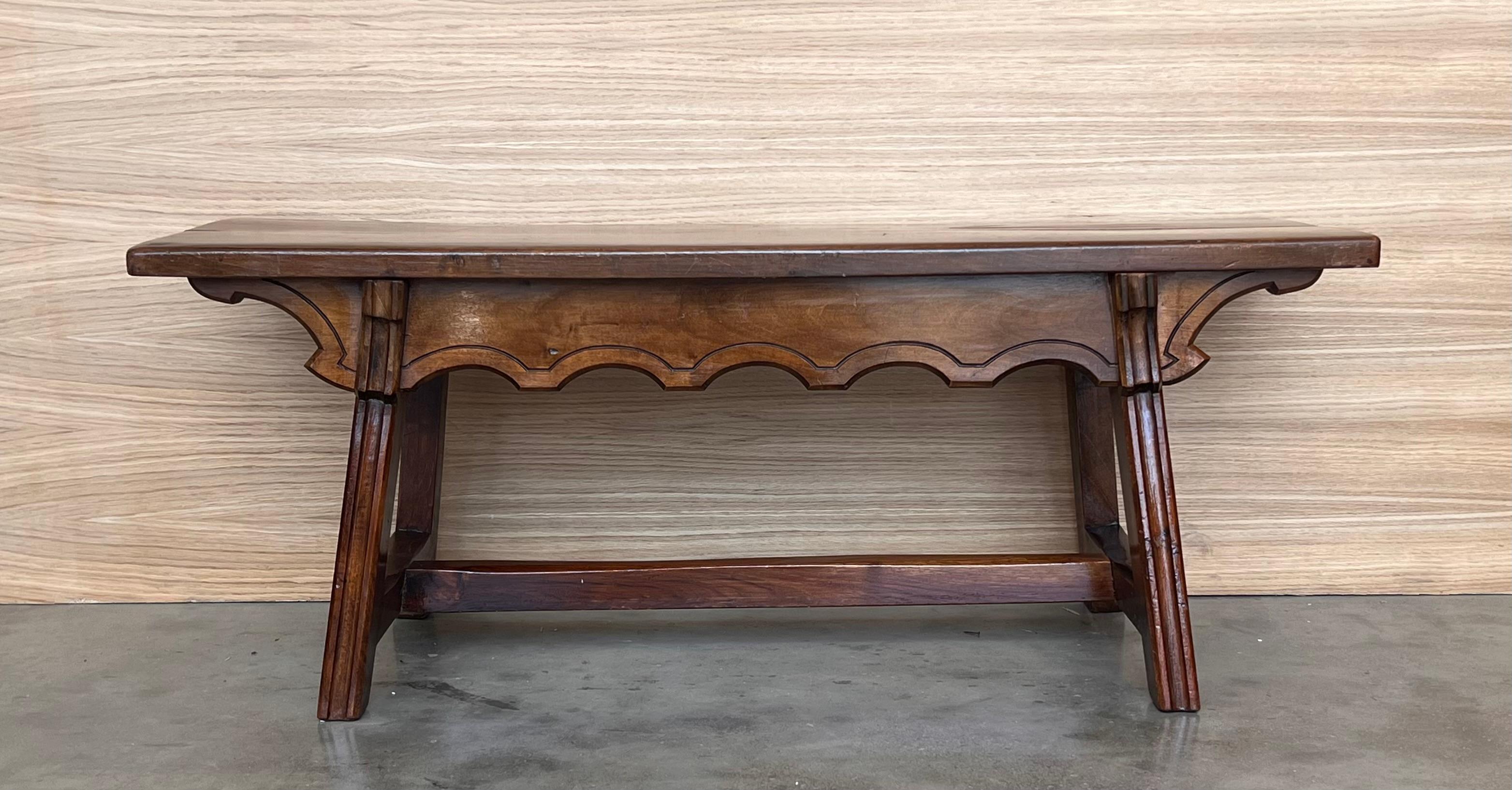 Set of two Spanish Baroque Side Tables with Wood Stretcher and rectangular top For Sale 6