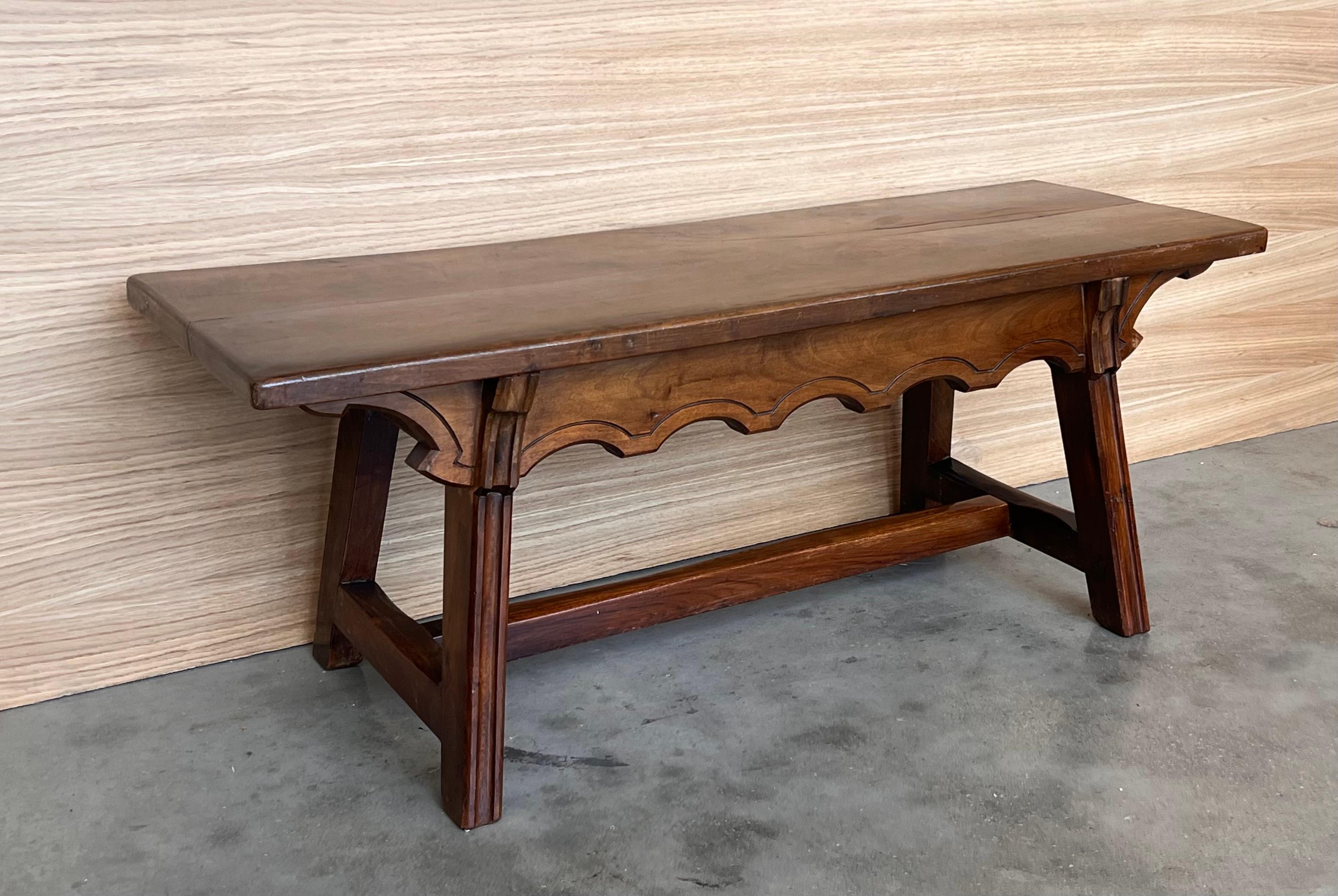 Set of two Spanish Baroque Side Tables with Wood Stretcher and rectangular top For Sale 7