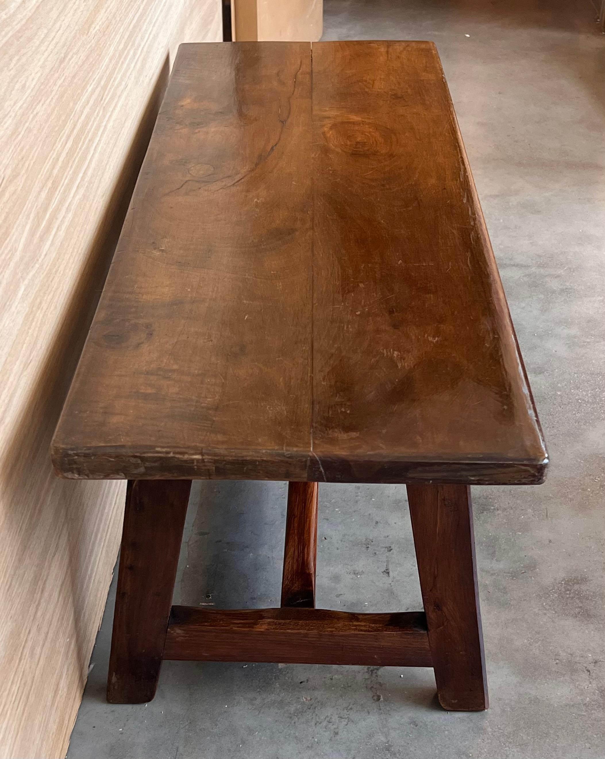 Set of two Spanish Baroque Side Tables with Wood Stretcher and rectangular top For Sale 8