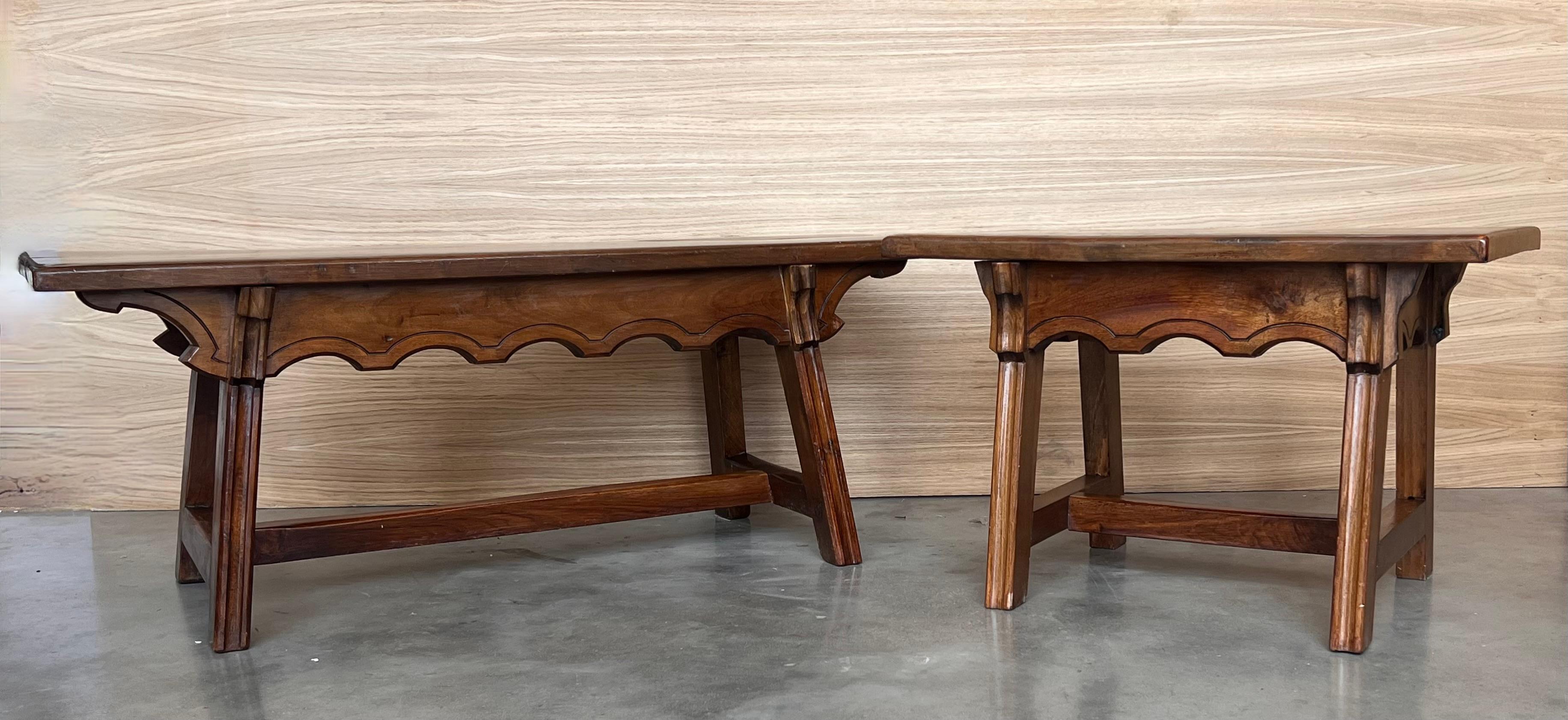 Set of two Spanish Baroque Side Tables with Wood Stretcher and rectangular top In Good Condition For Sale In Miami, FL